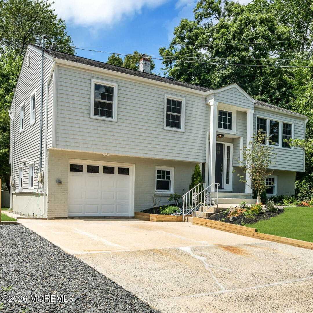 208 N Riverside Drive — photo
