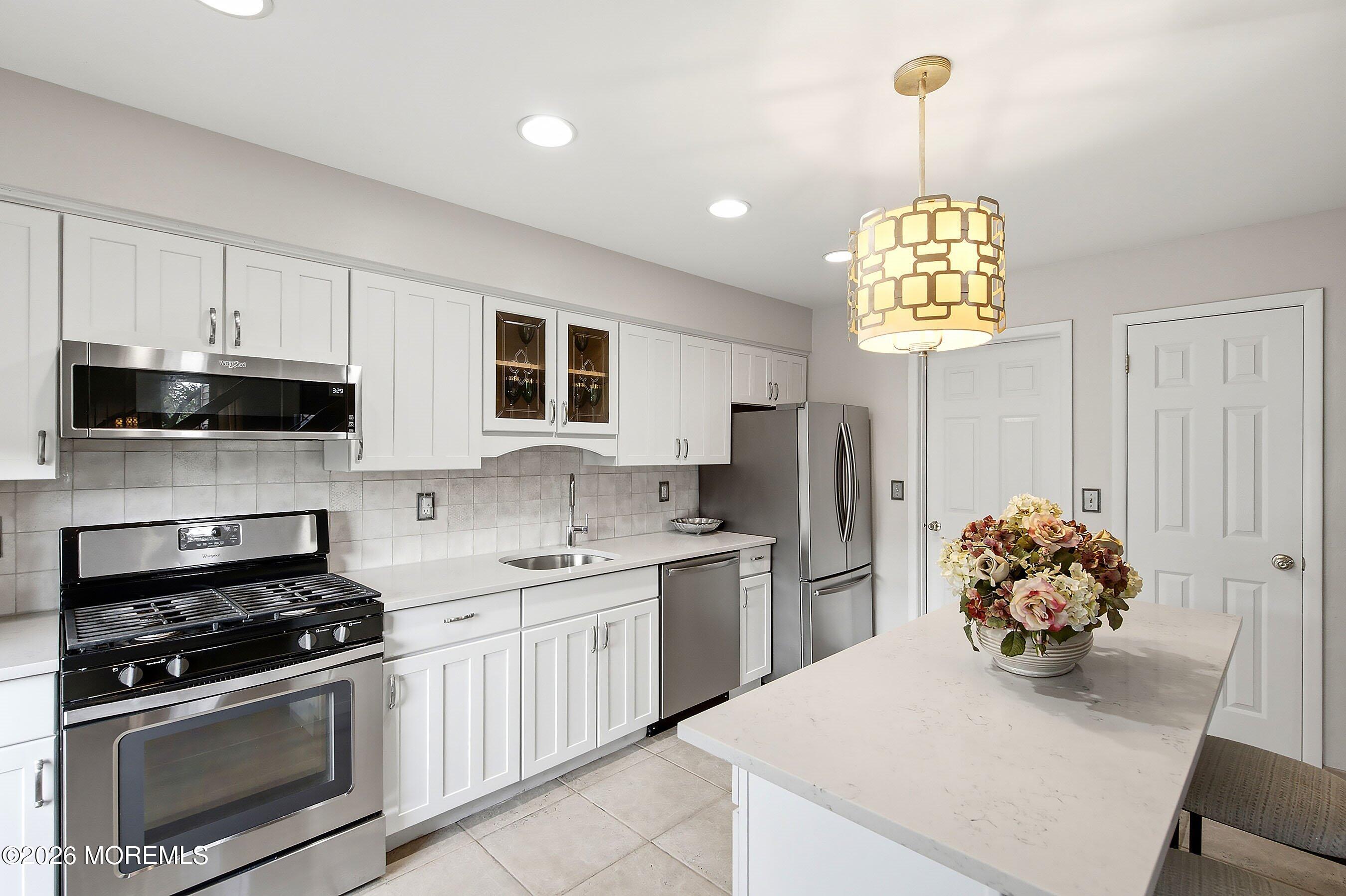 90 Cotswold Circle 310 — photo
