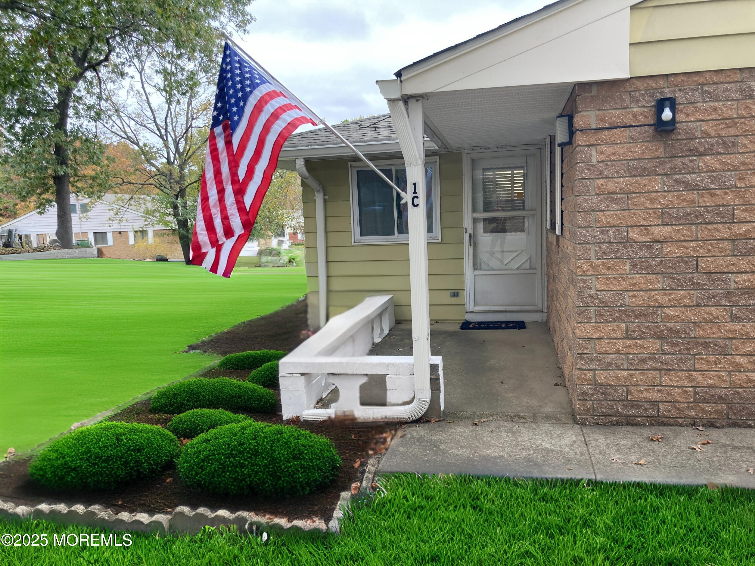 1C Sparrow Street — photo