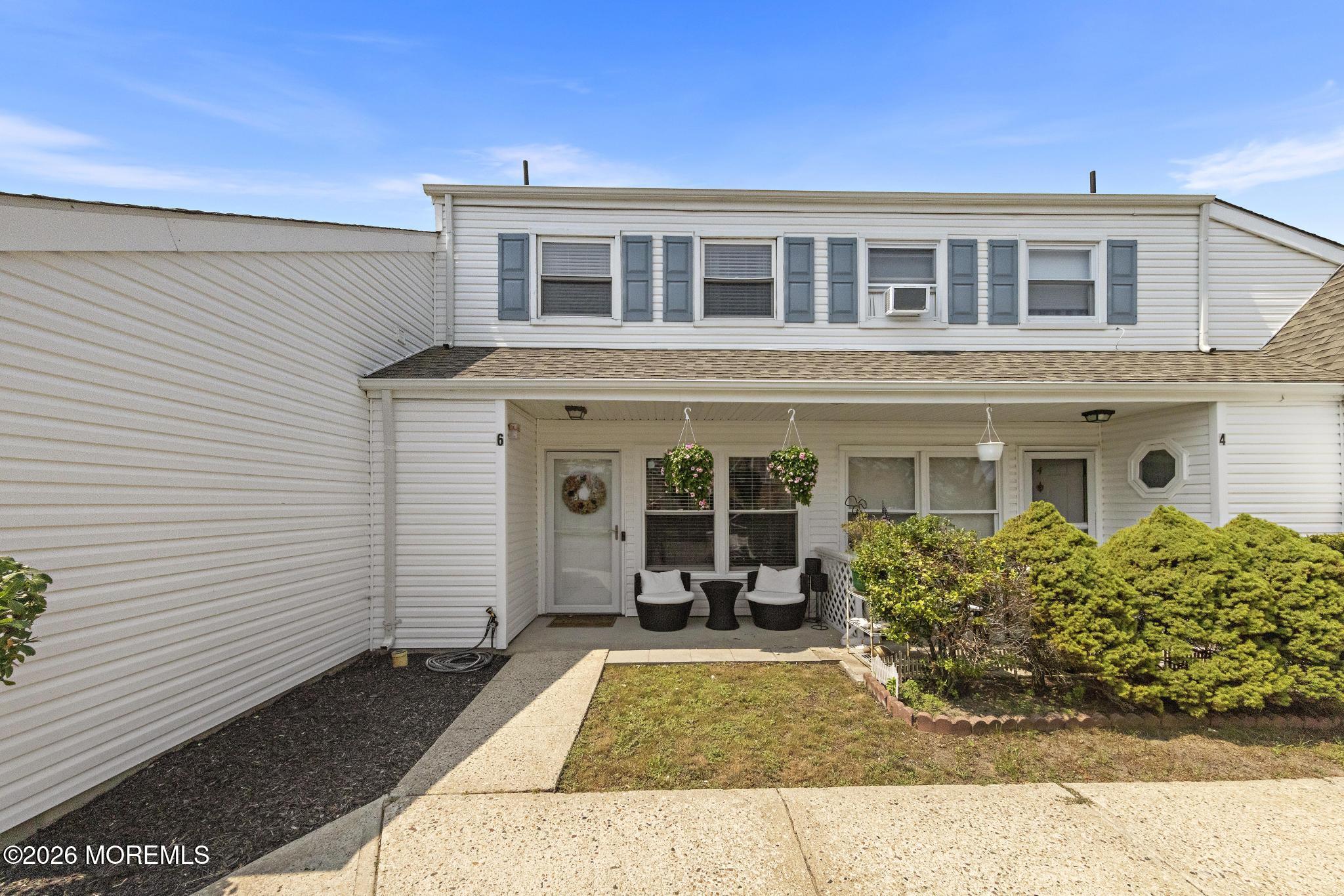 6 Mediterranean Court — photo