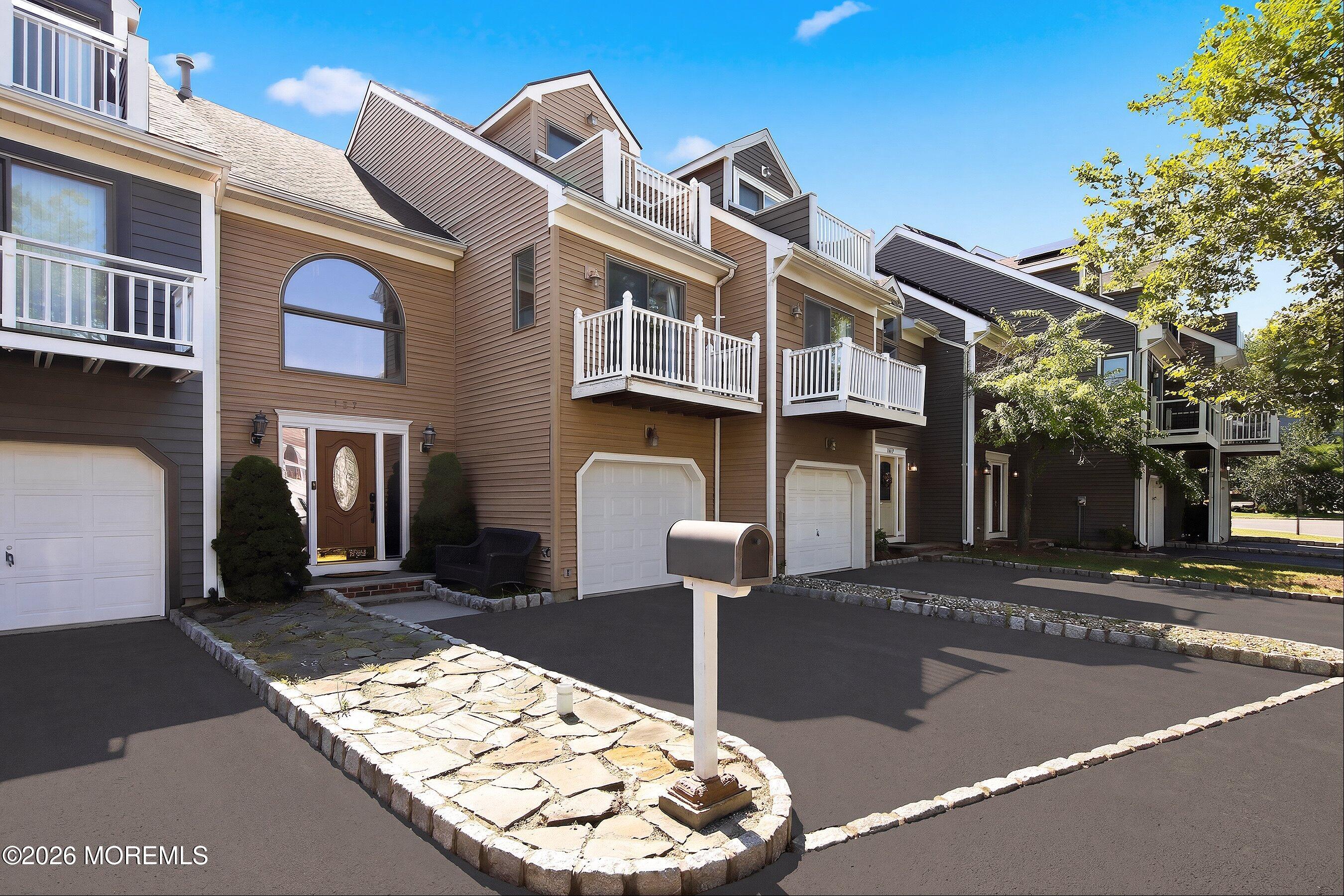 137 Marina Bay Court — photo