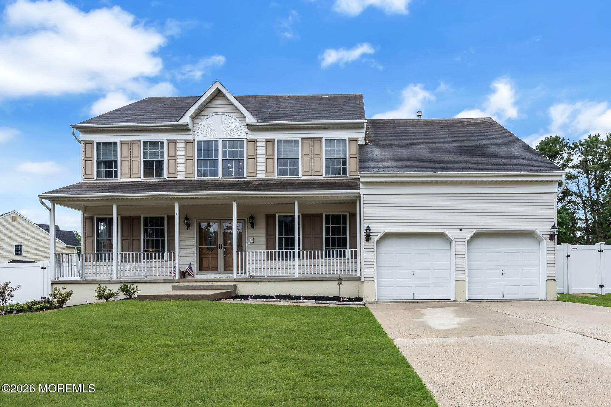 12 Brittany Drive — photo