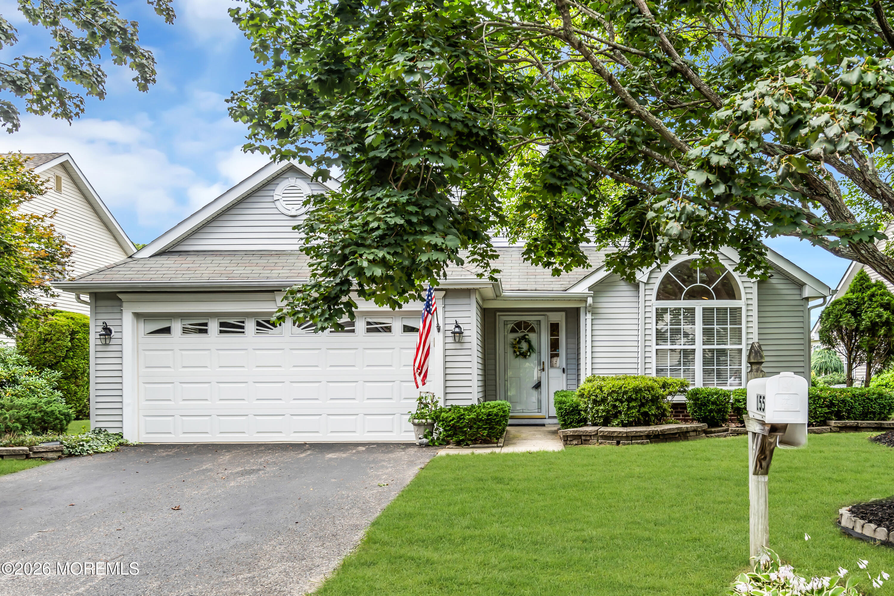 155 Skyline Drive — photo