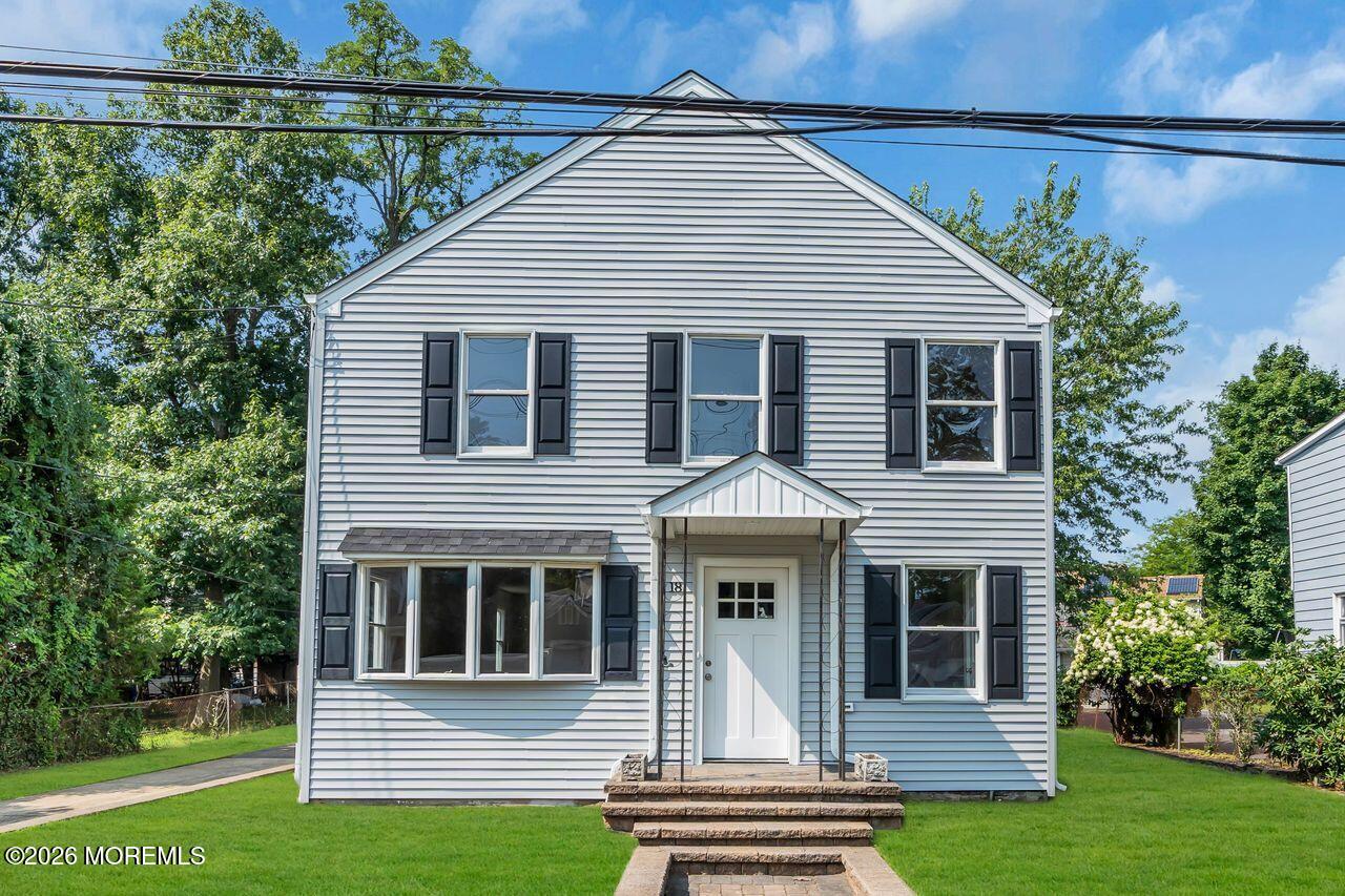 18 Maple Avenue — photo