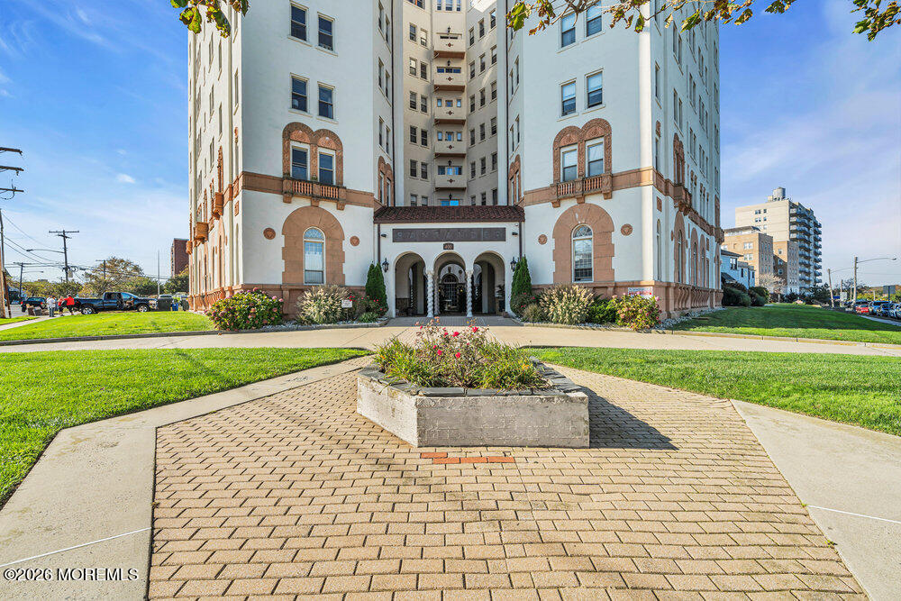 400 Deal Lake Drive Penthouse 1 — photo