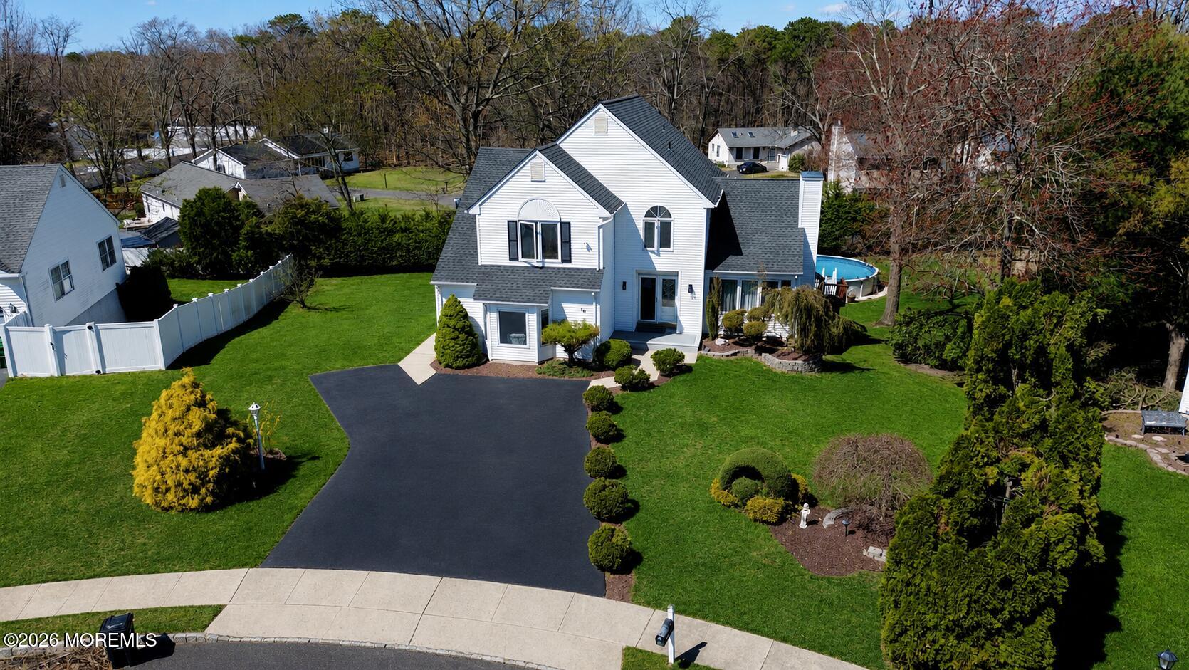 18 Coral Drive — photo