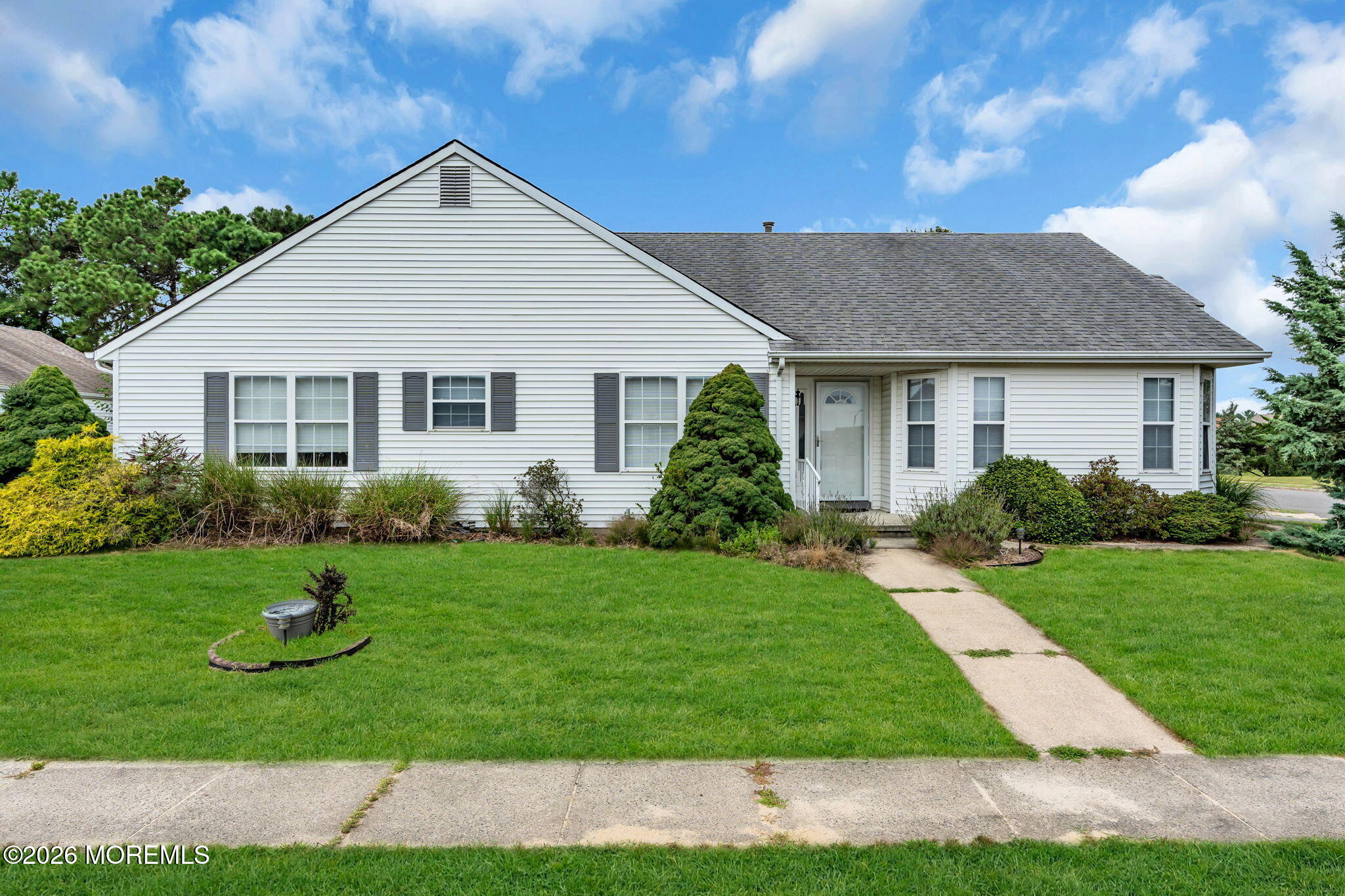 91 Portsmouth Drive — photo