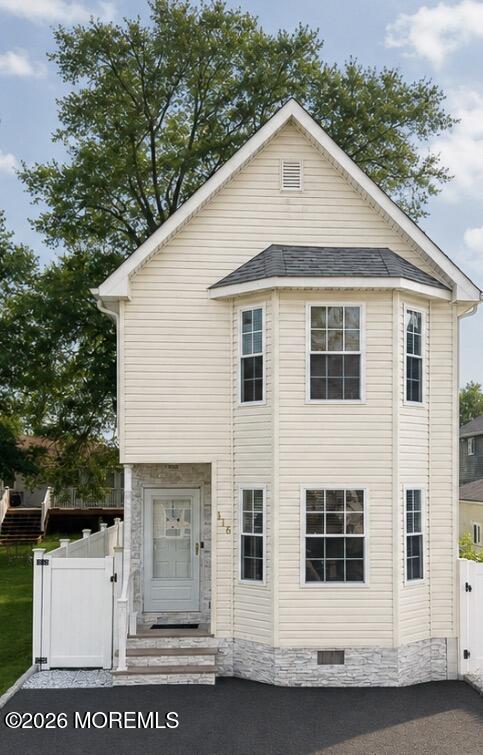 816 Center Street — photo