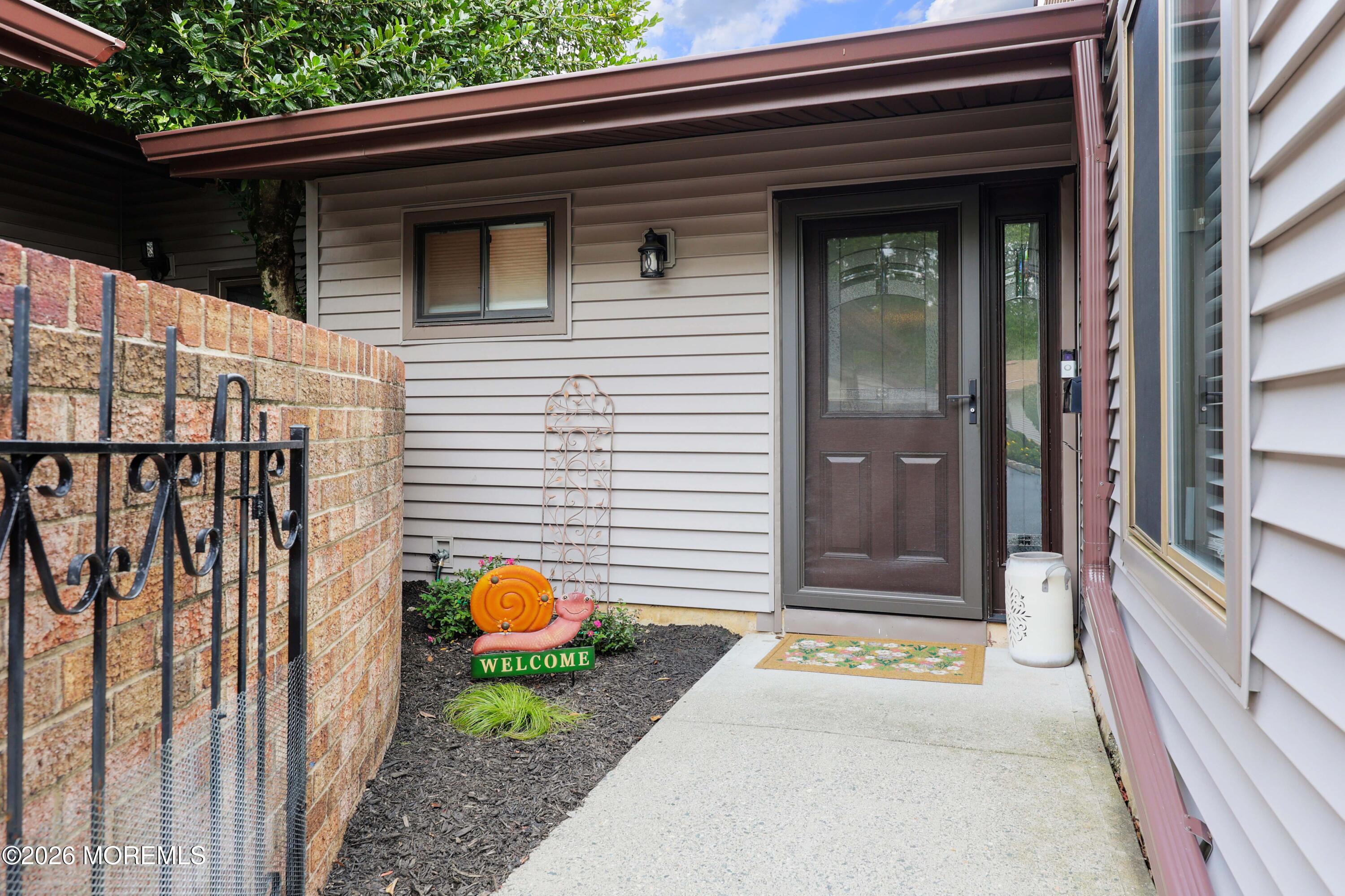 52 Eastport Court — photo