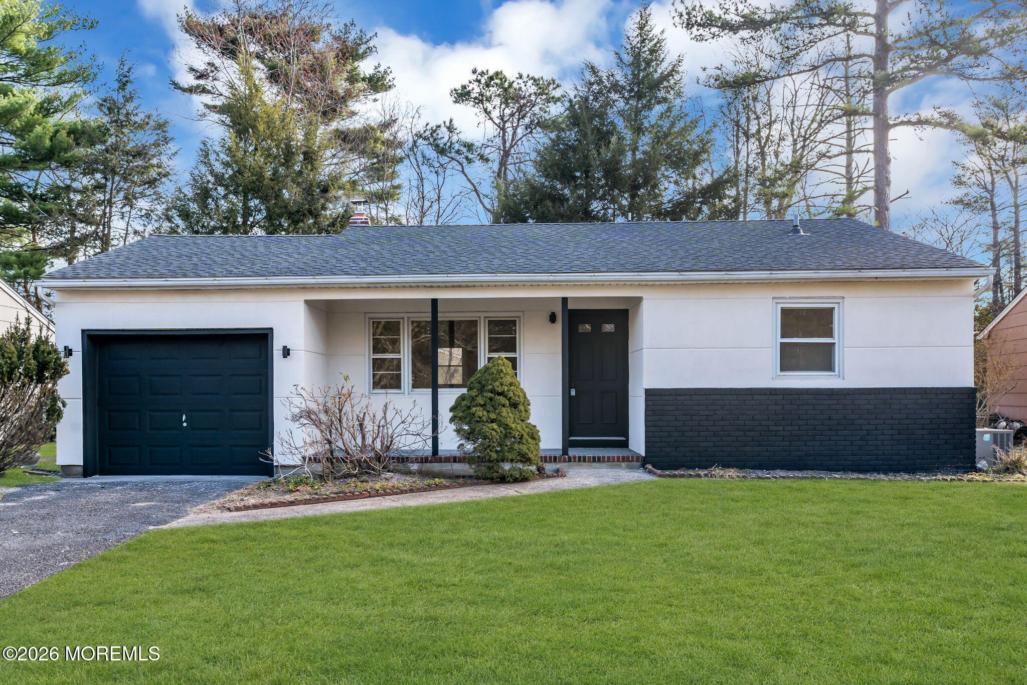 6 Stanford Drive — photo