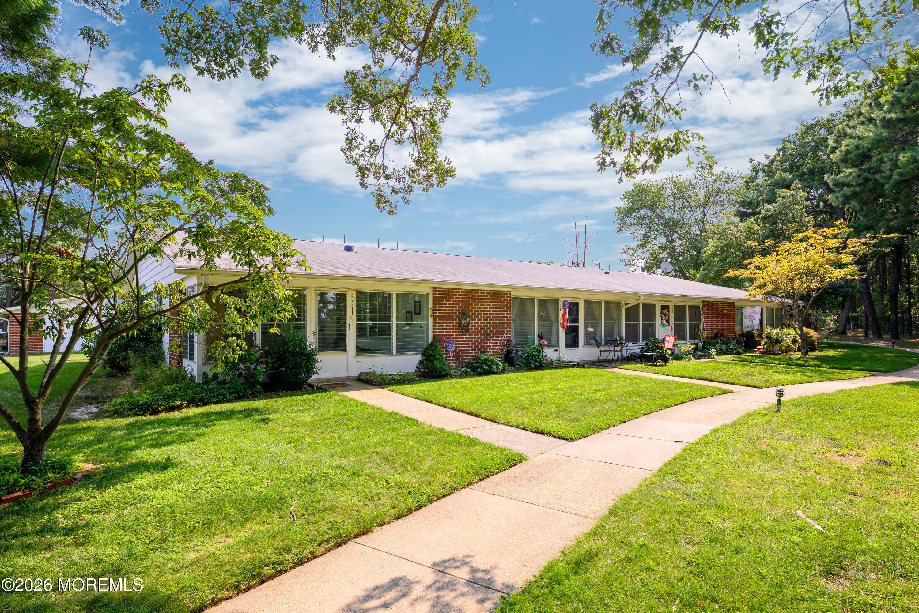 1020A Aberdeen Drive — photo