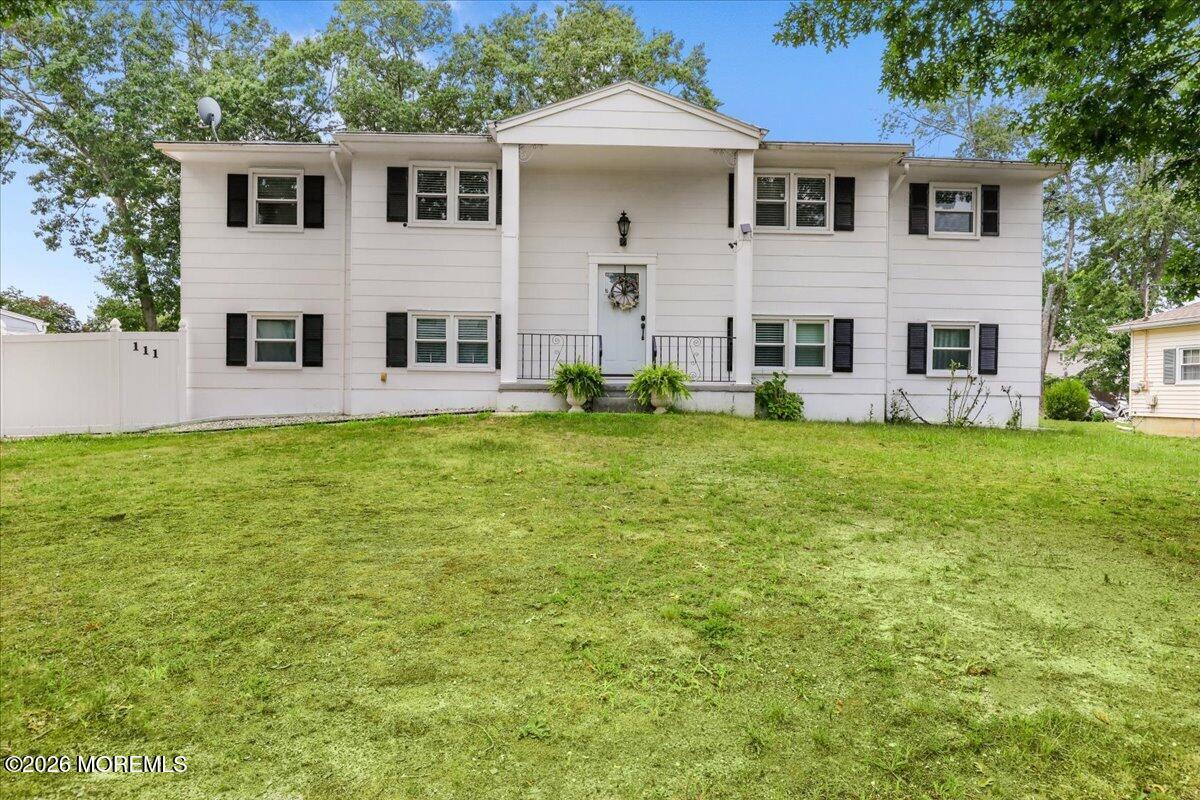 111 Oak Ridge Parkway — photo