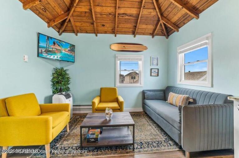 171 Beachfront 3 — photo