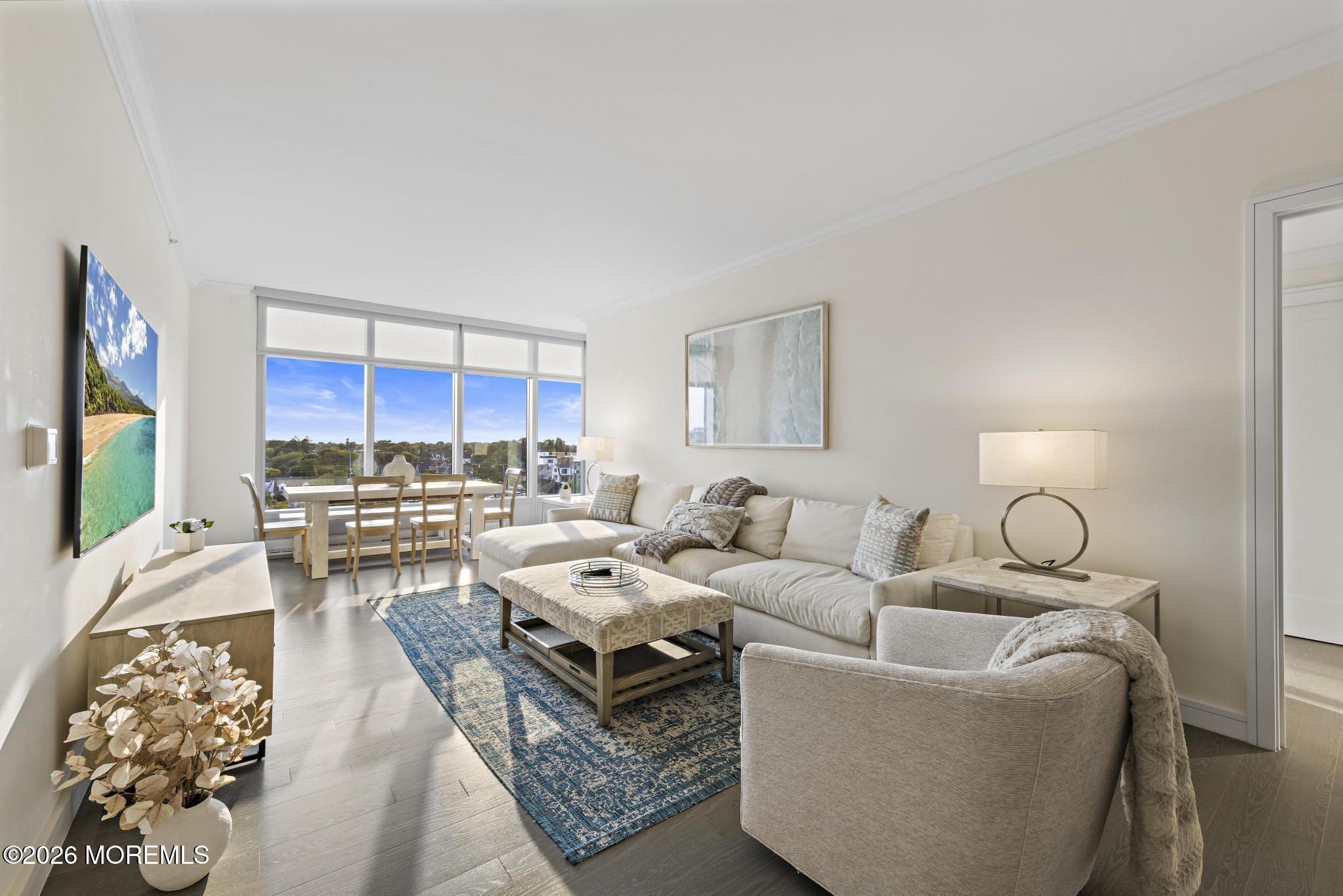 30 Melrose Terrace 518 — photo
