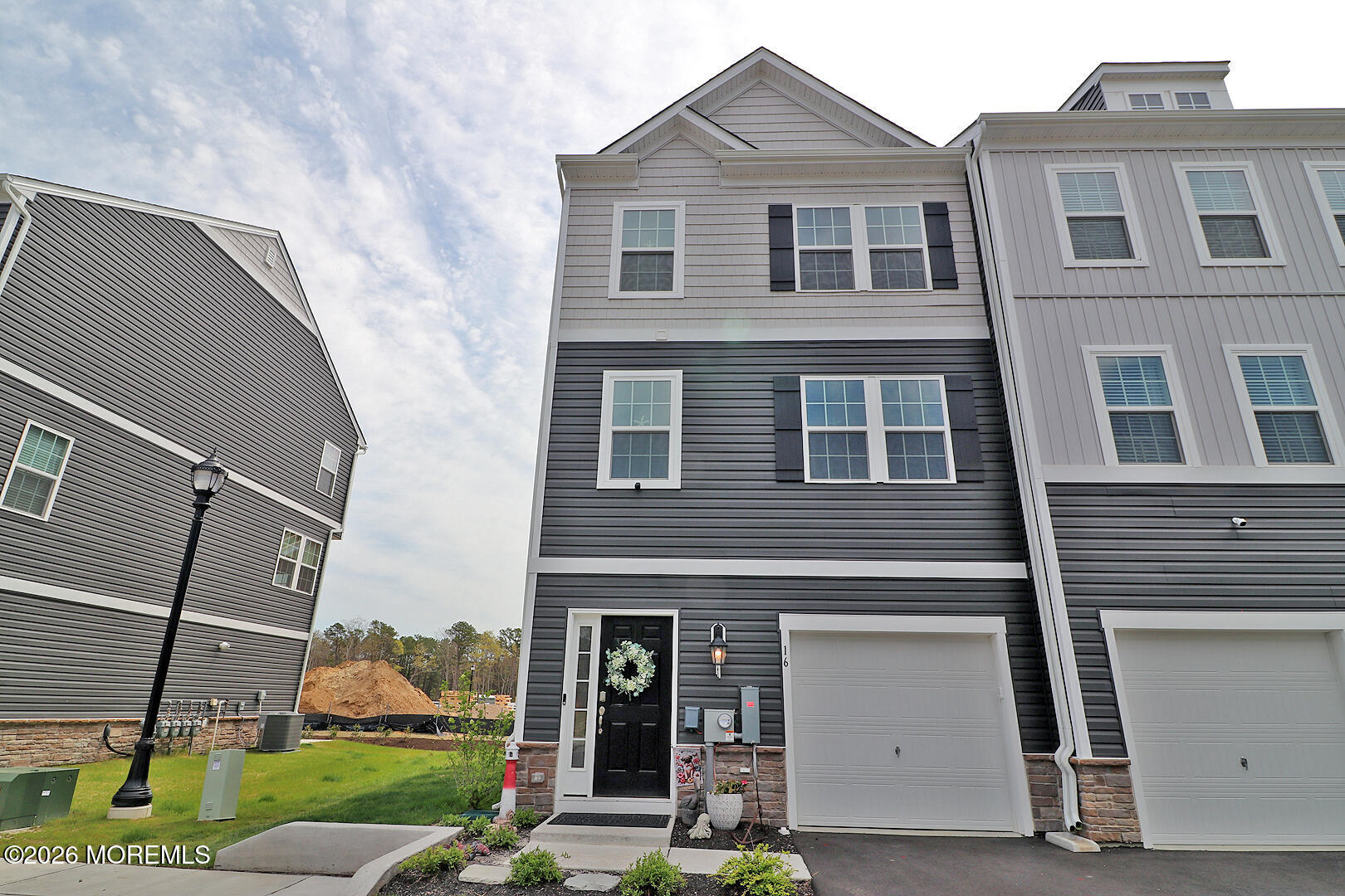 16 Baybreeze Drive — photo