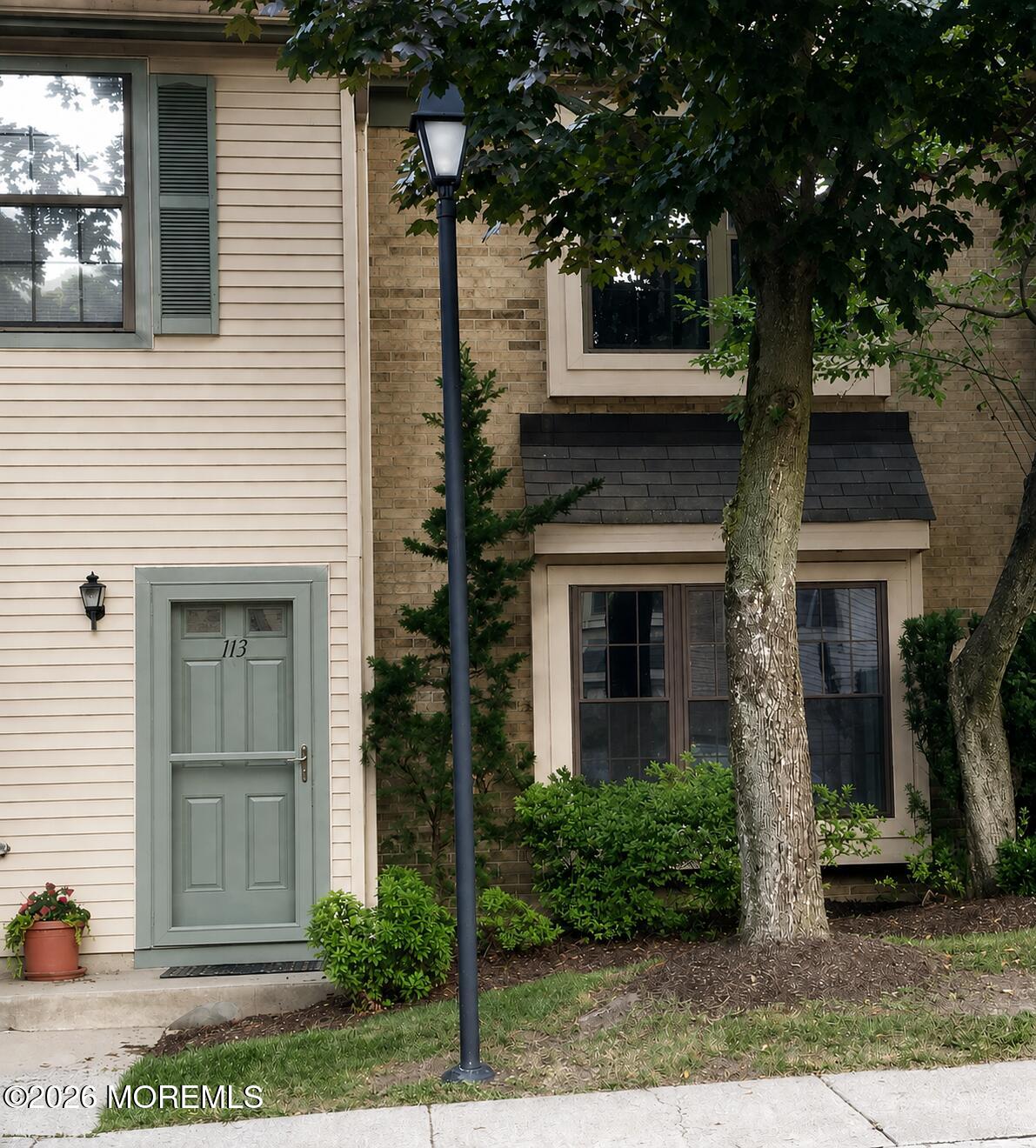 113 Dundee Court — photo