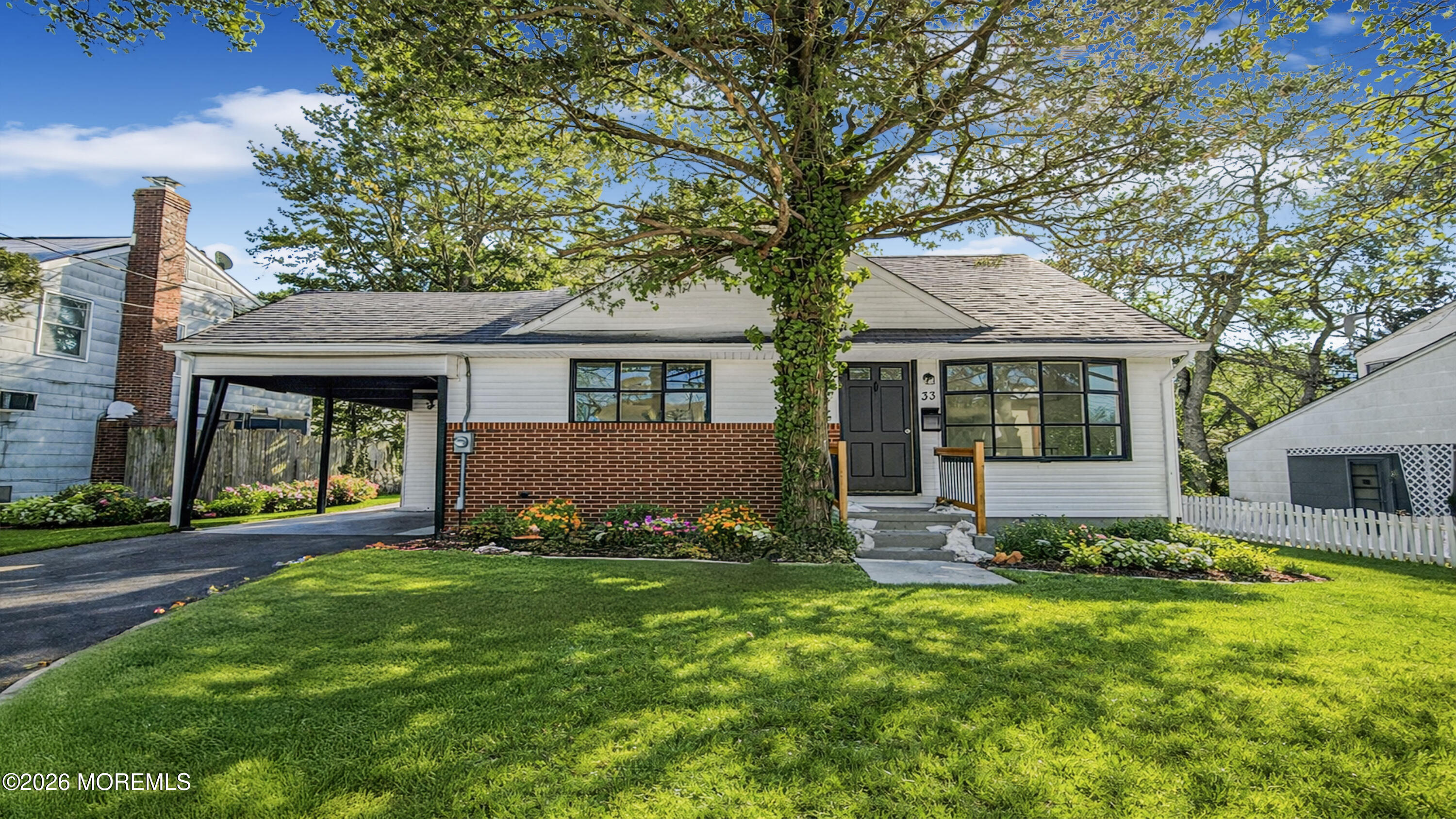 33 Green Twig Drive — photo