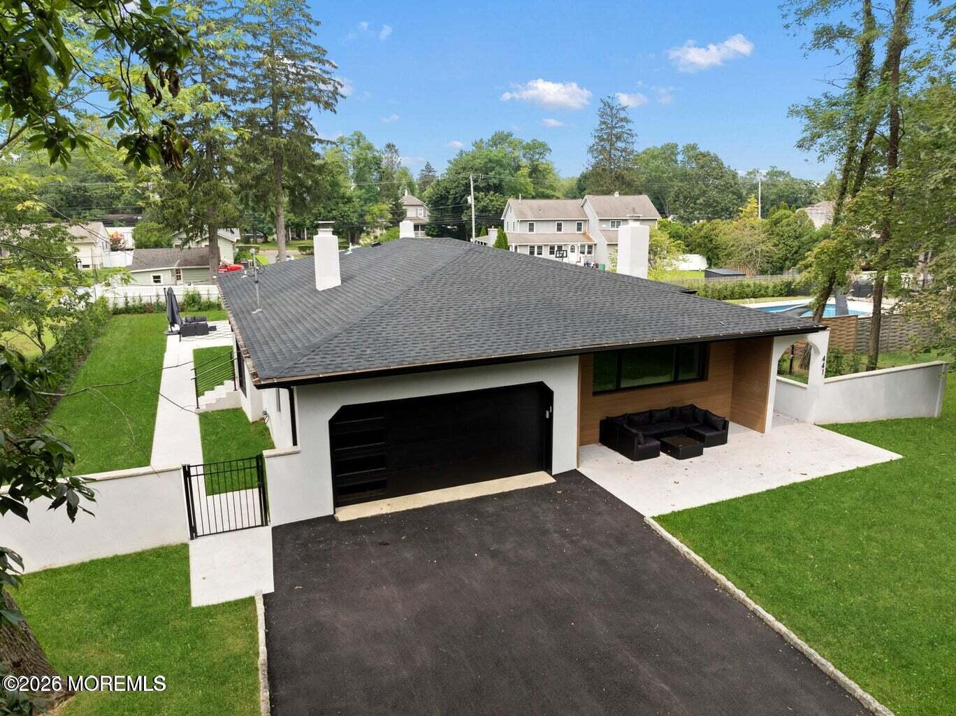 441 Slocum Place — photo