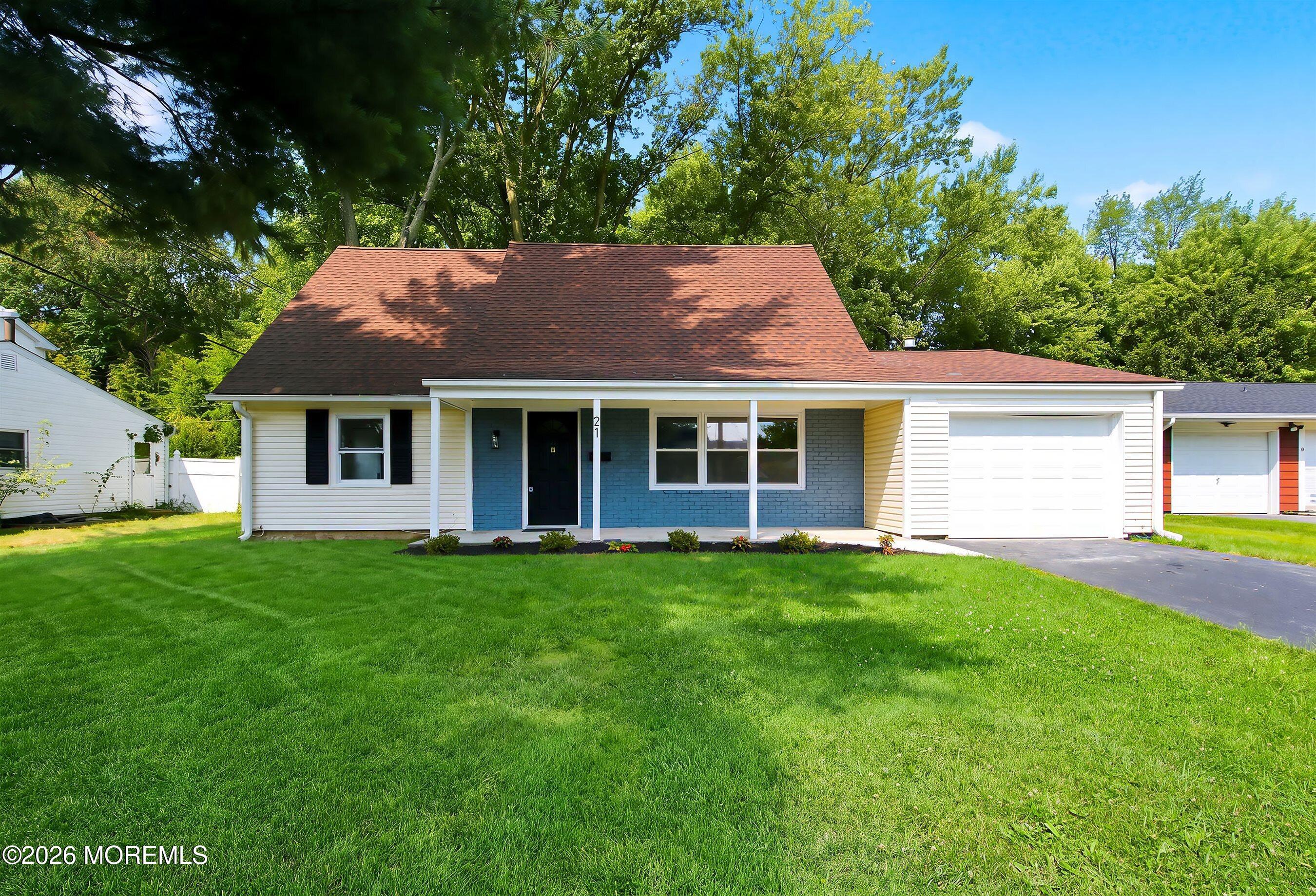 21 Glenview Lane — photo