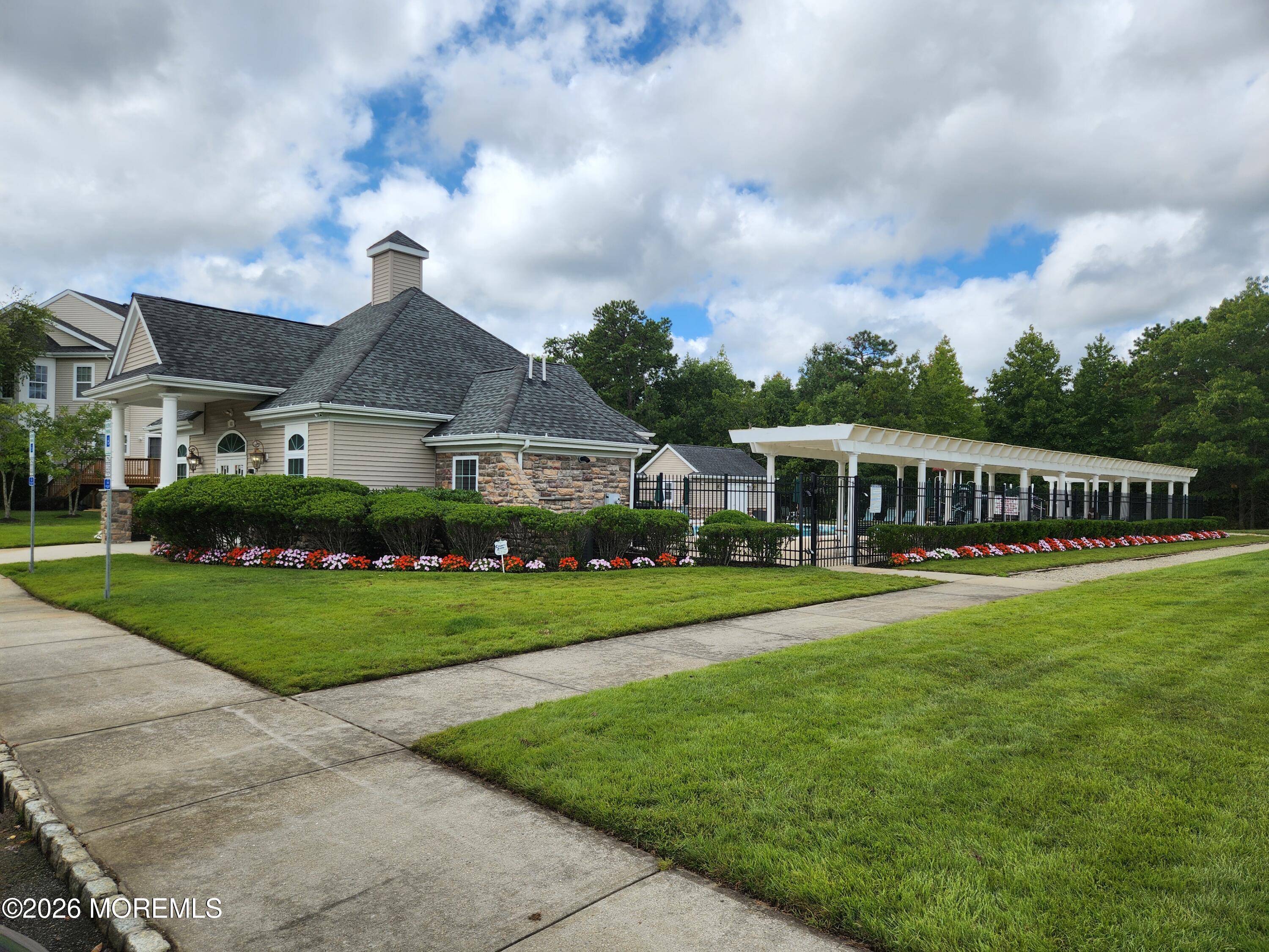 7 Bryce Lane 1504 — photo