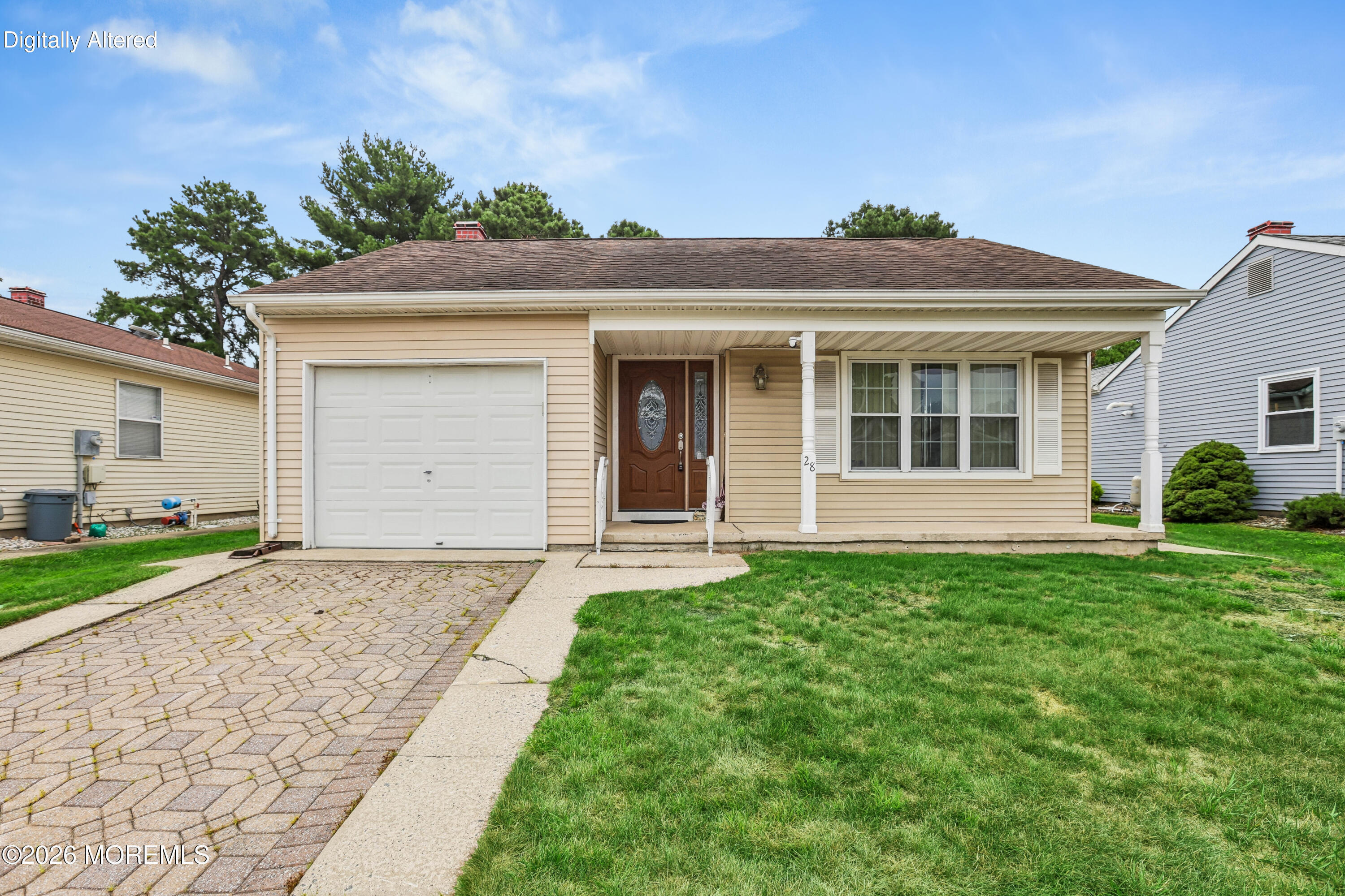 28 W Kinkora Court W — photo