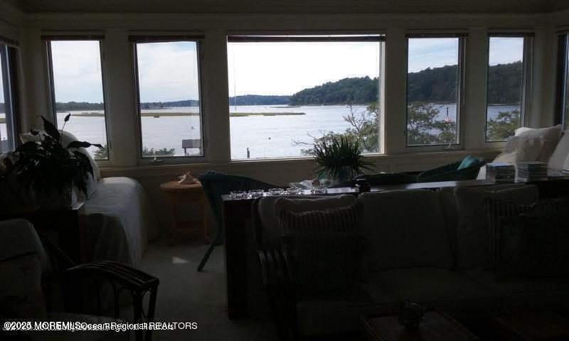 2 Beach Way Upper Level — photo