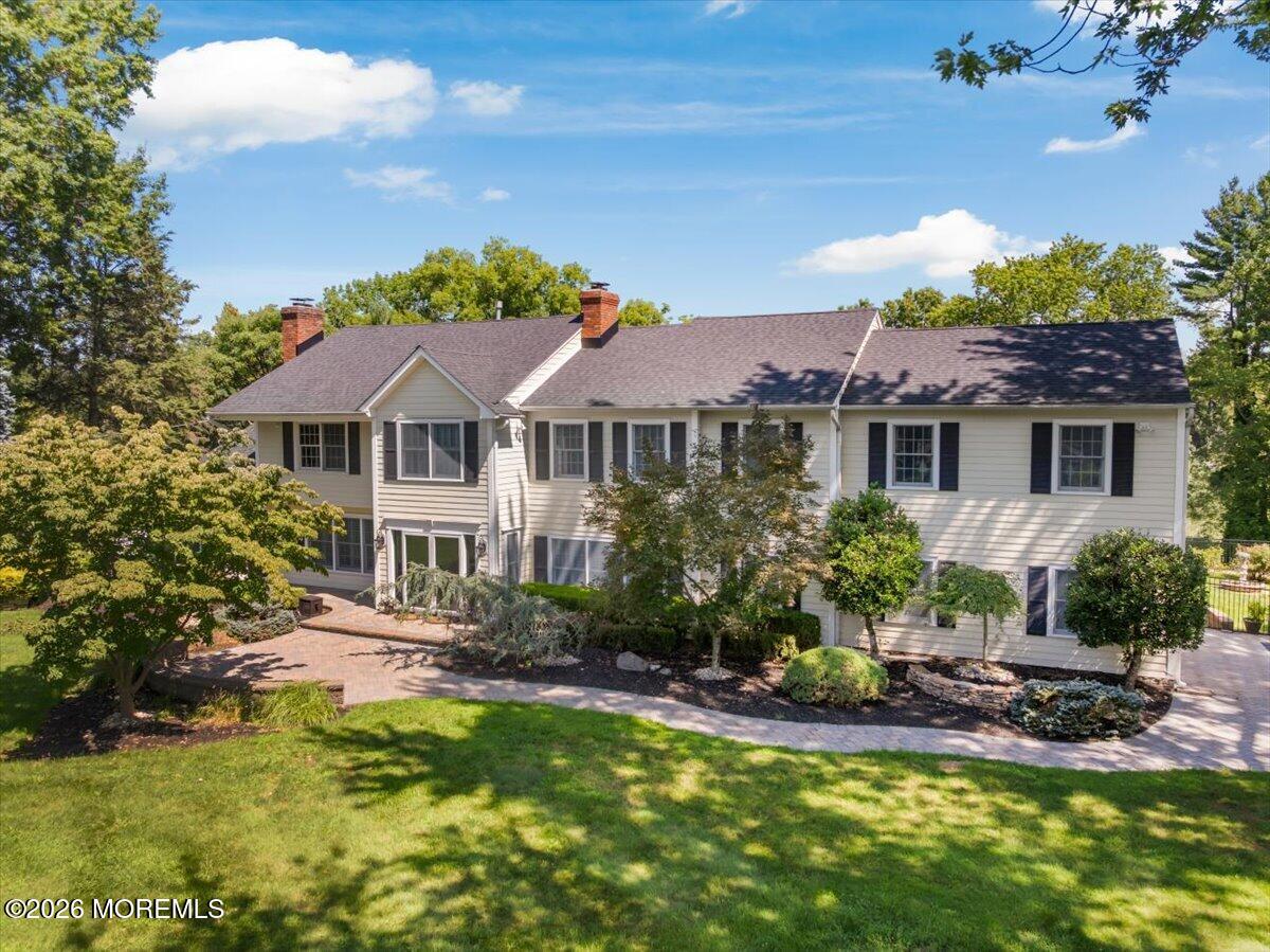 61 Laurelwood Drive — photo