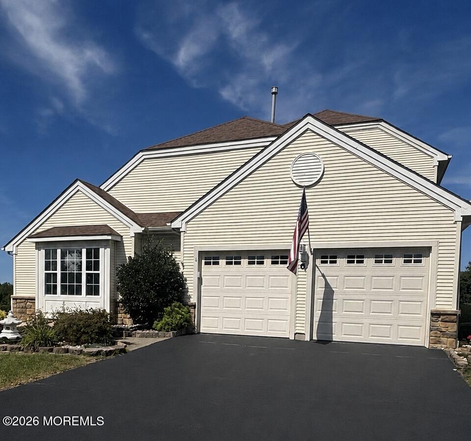 6 Avalon Court — photo