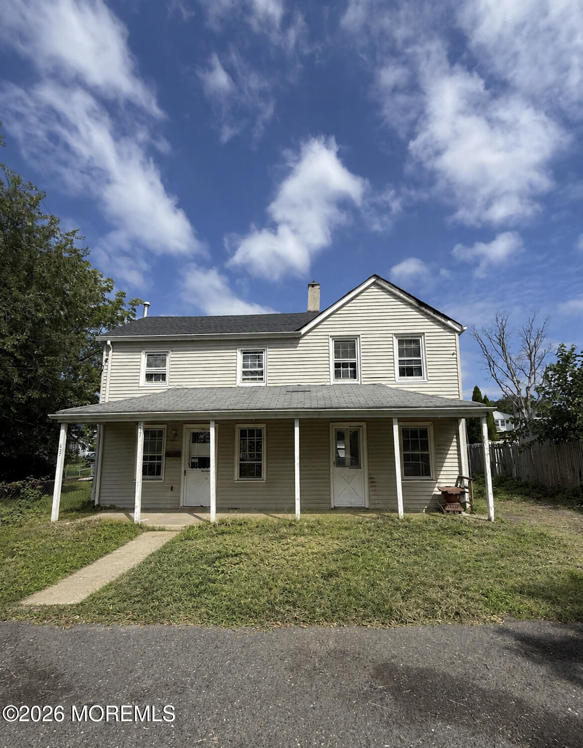 657 Martin Street — photo