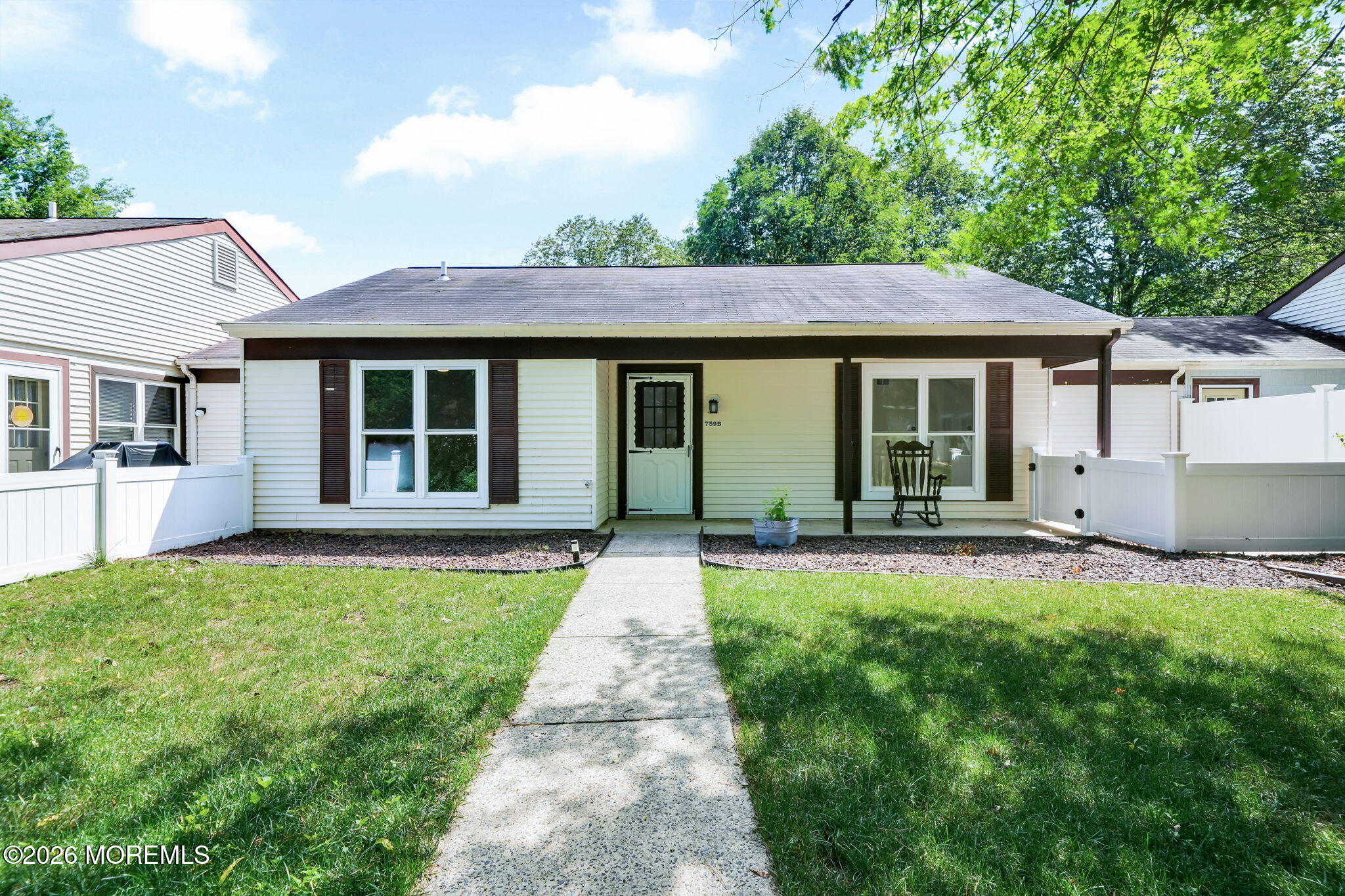 759B Liverpool Circle — photo