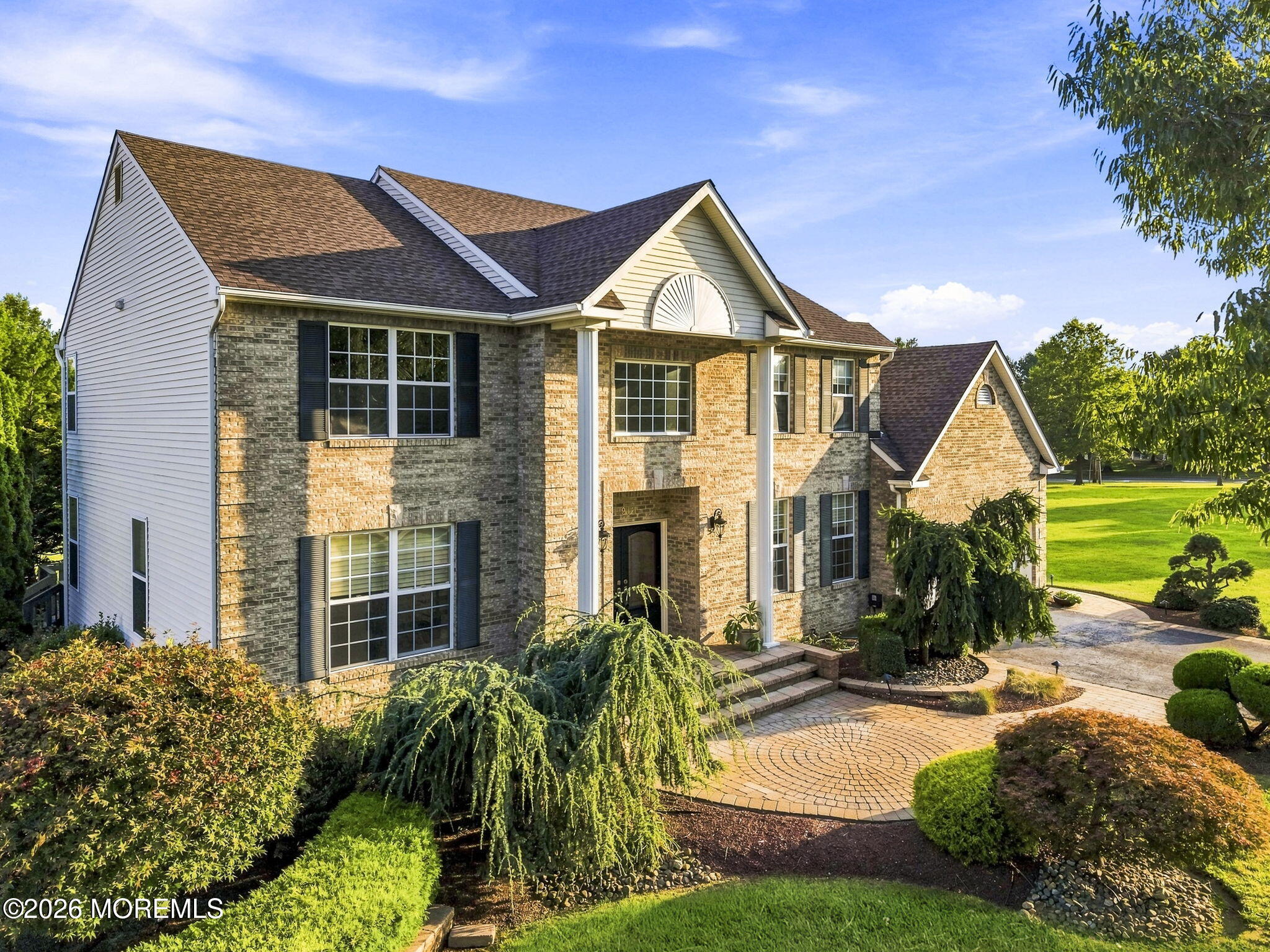 901 Oakley Drive — photo
