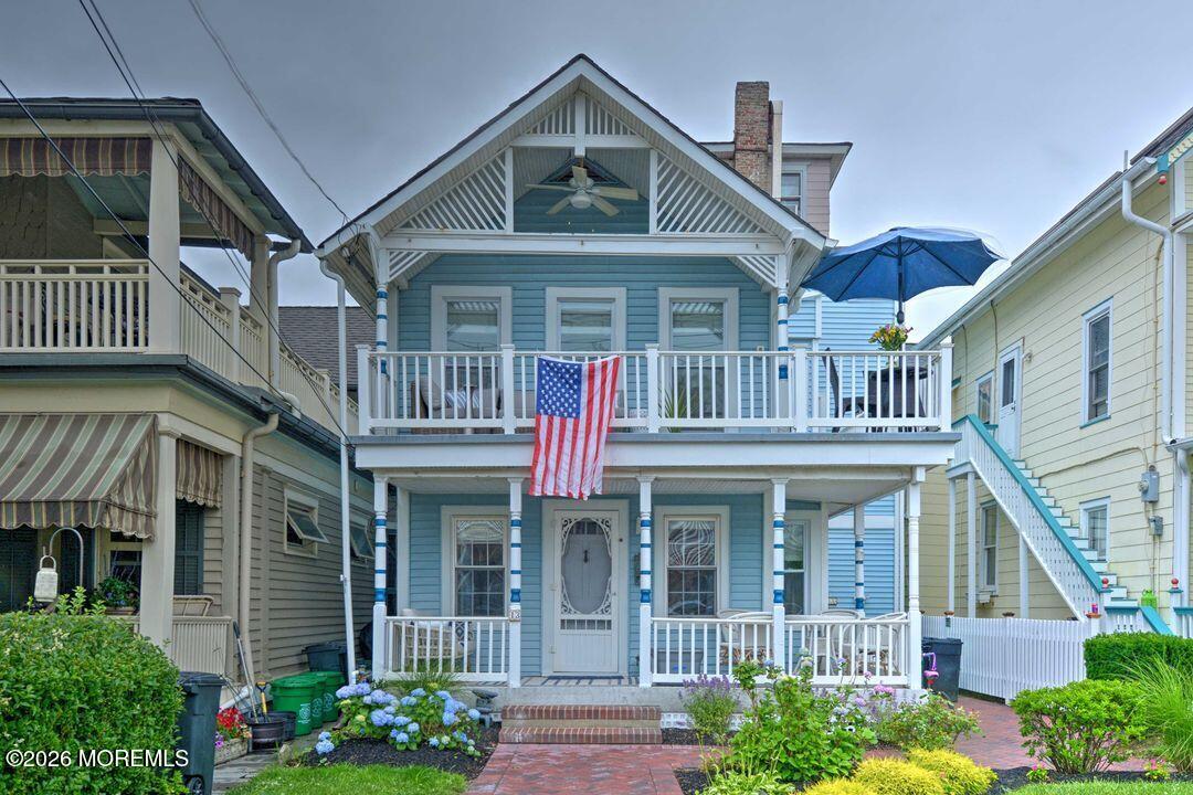 13 Atlantic Avenue 2 — photo
