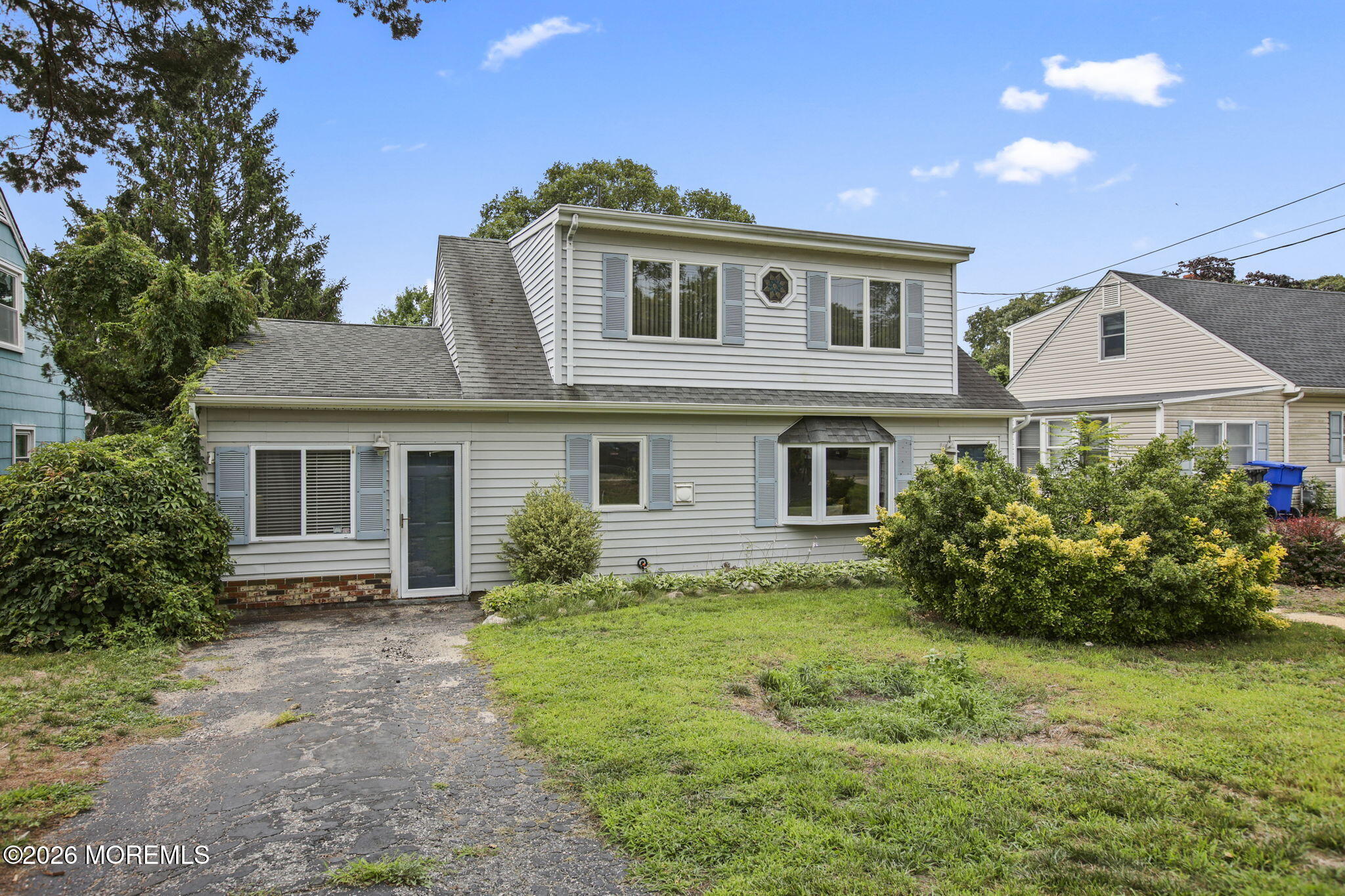 21 Fairway Drive — photo