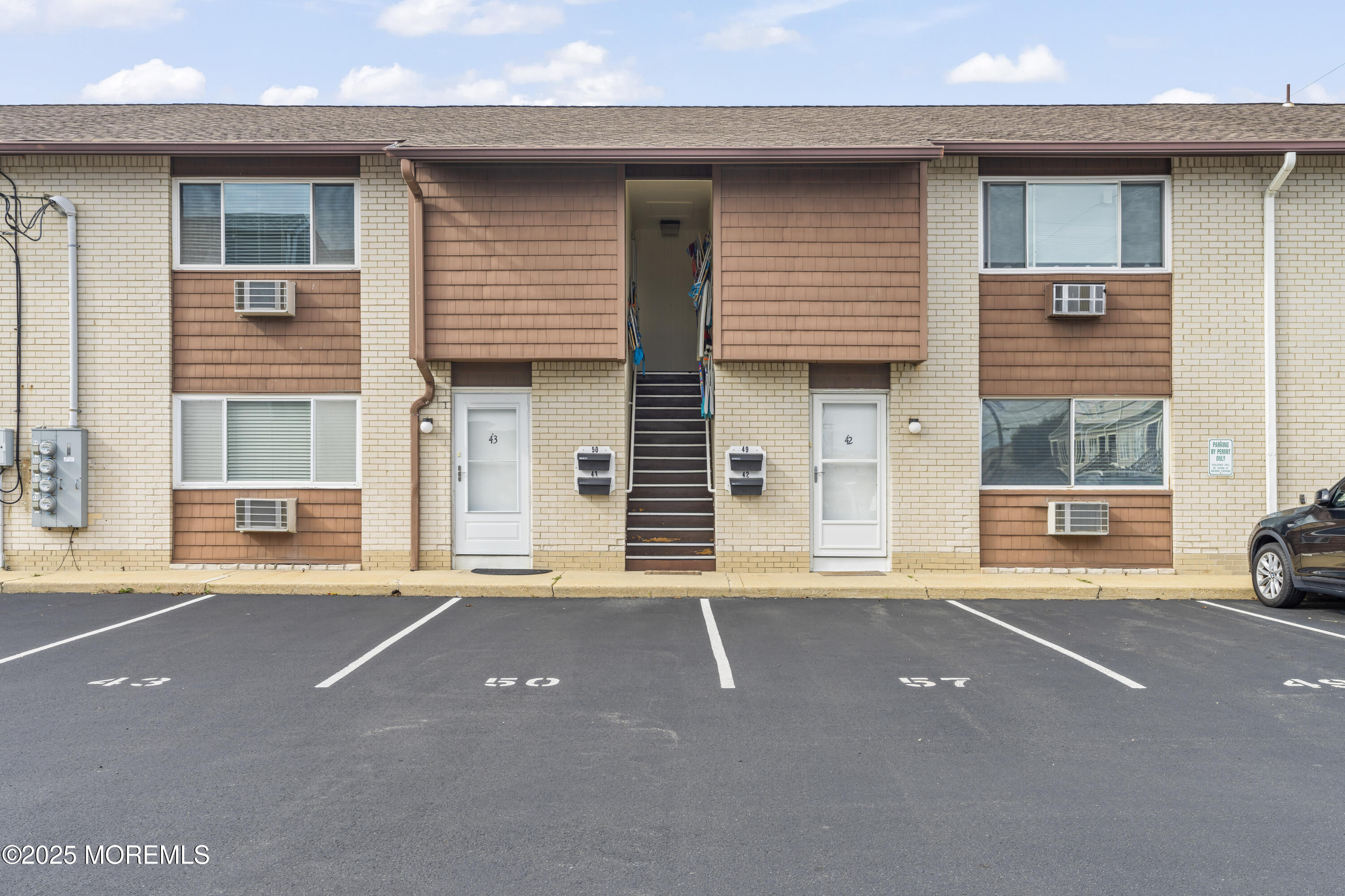 1 Osborne Place 49 — photo