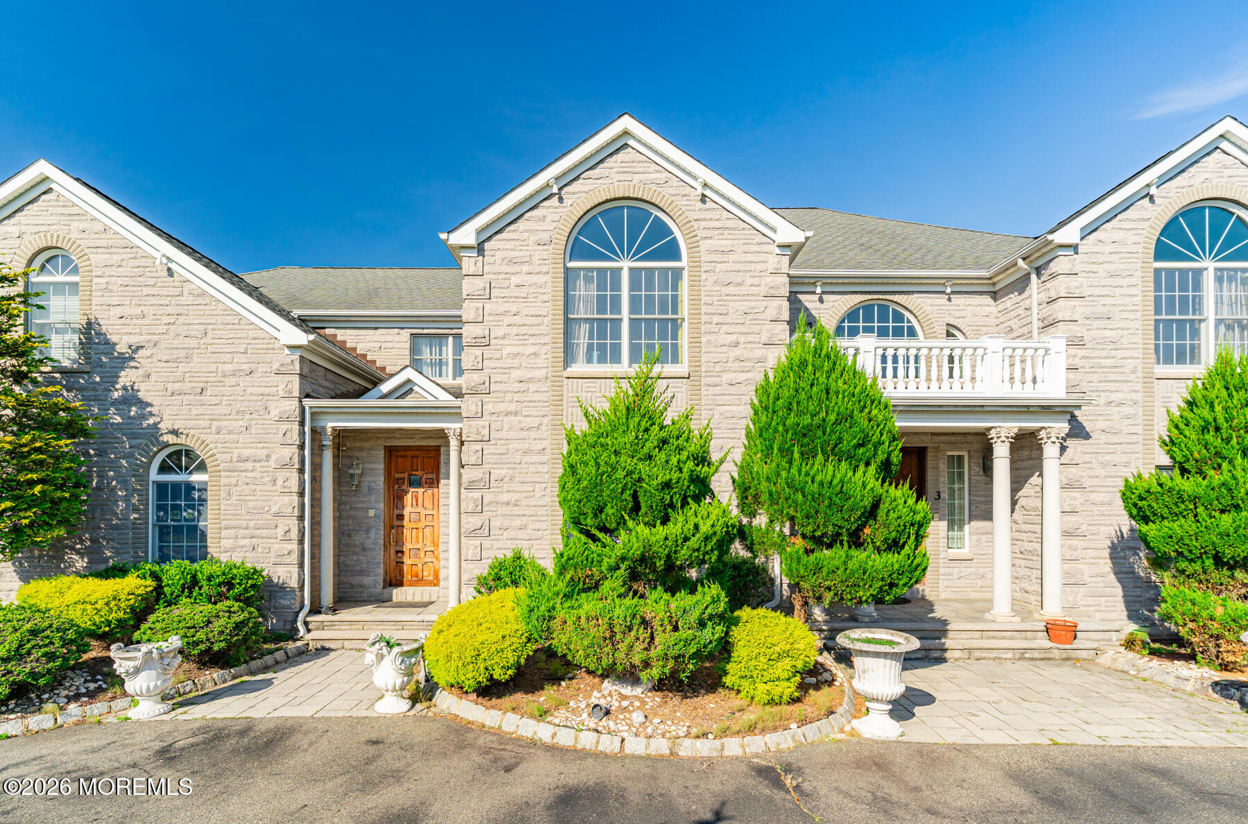 3 Topaz Court — photo