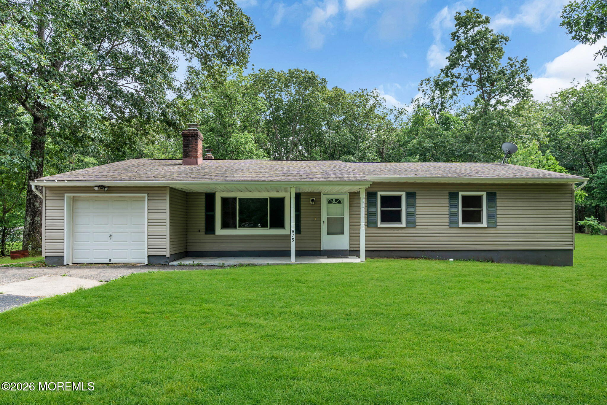 875 Bowman Road — photo