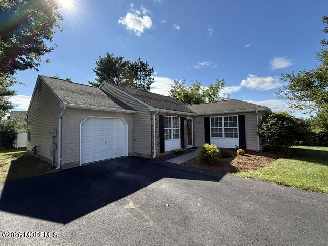 51 Farnworth Close — photo