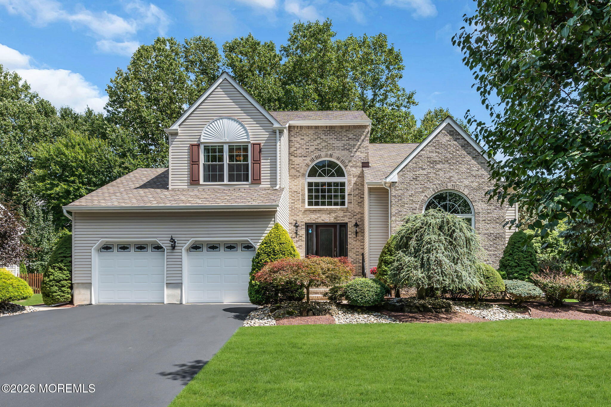 362 Meadowood Road — photo