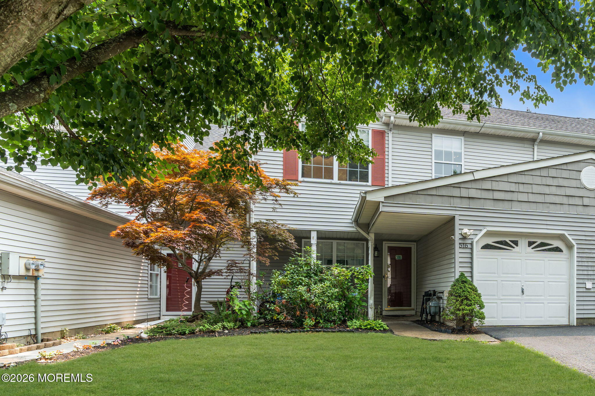 516 Woodbine Lane — photo