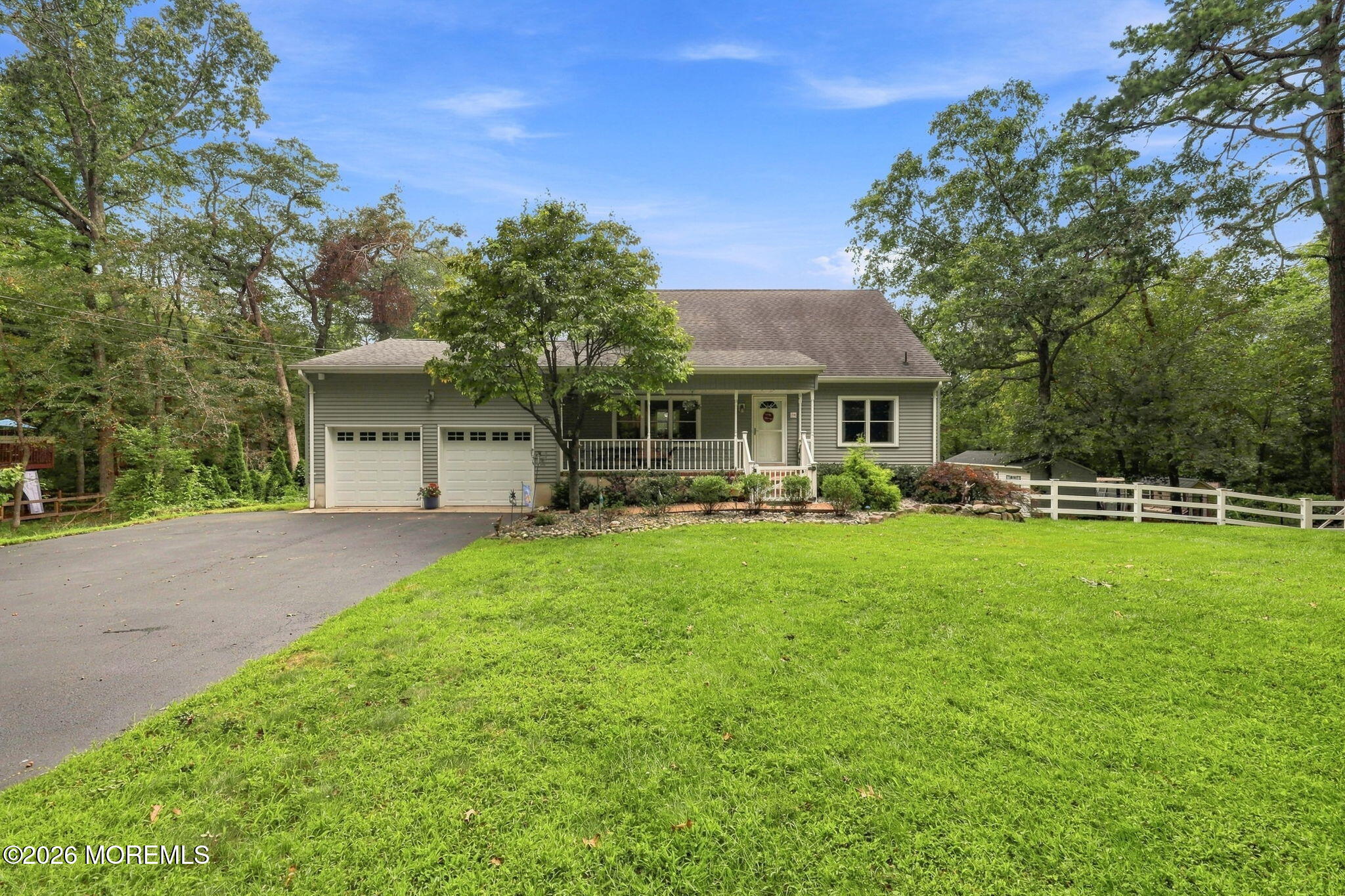 194 Ross Lane — photo