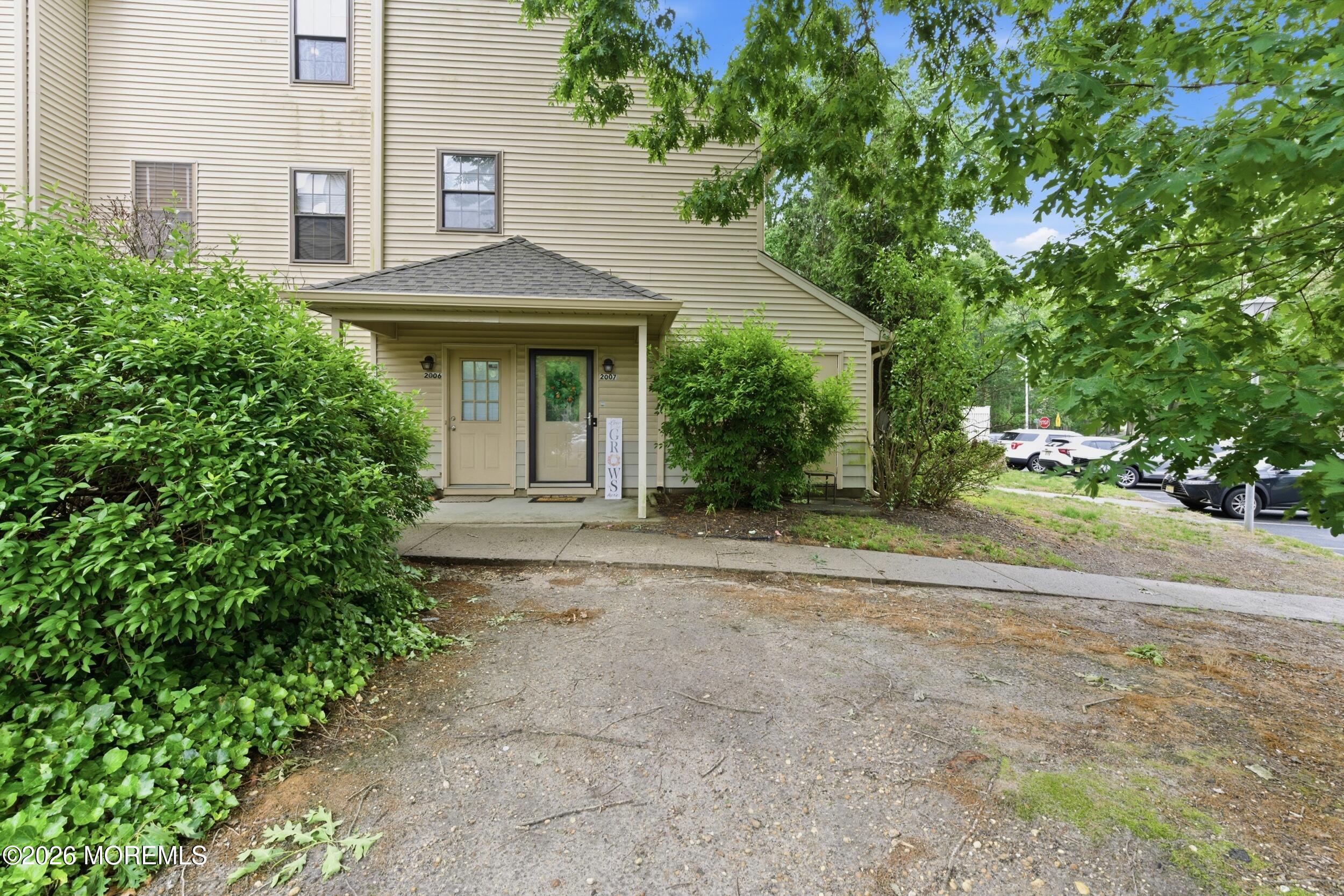 2007 Begonia Court — photo