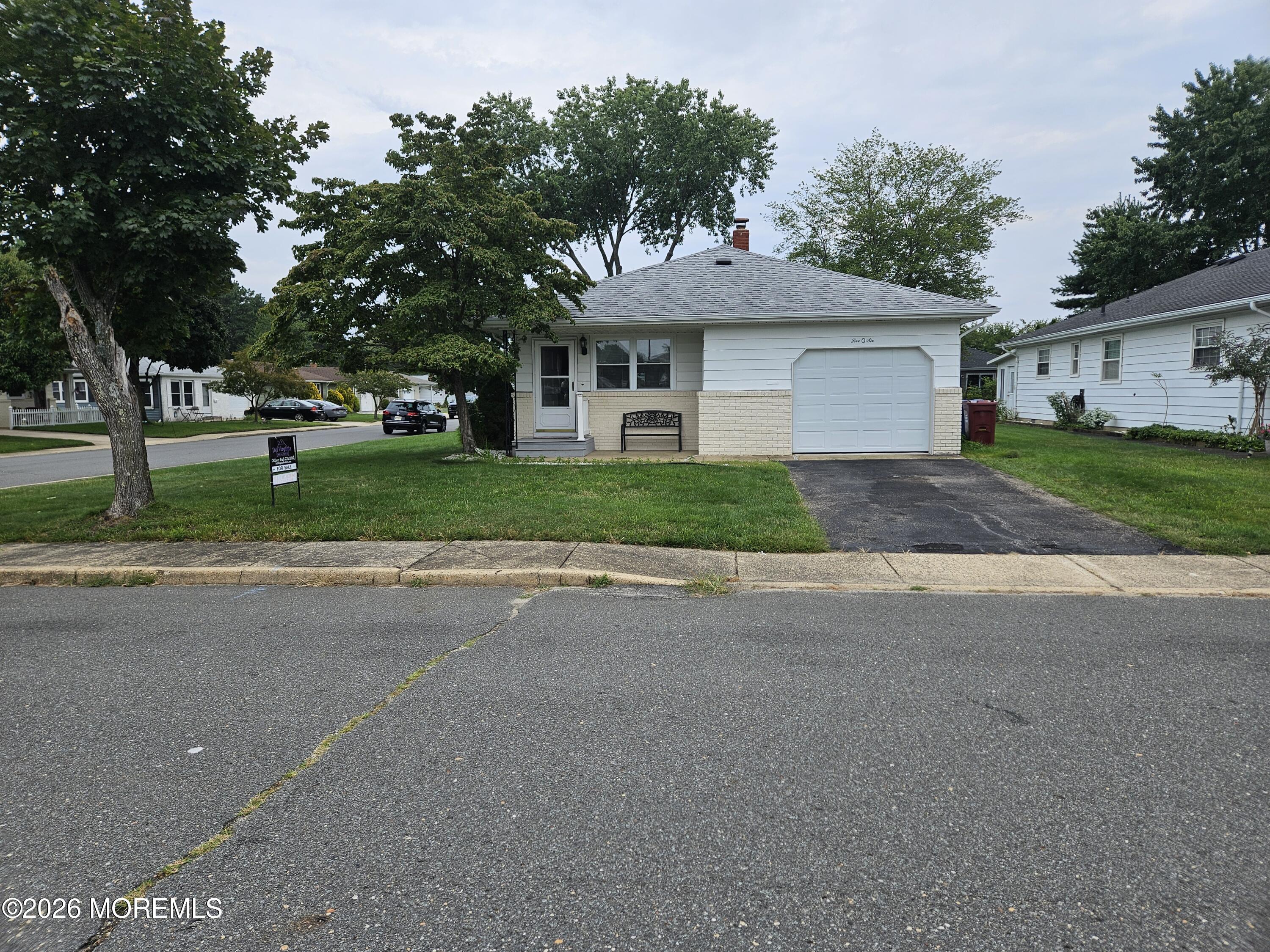 506 St Thomas Drive — photo