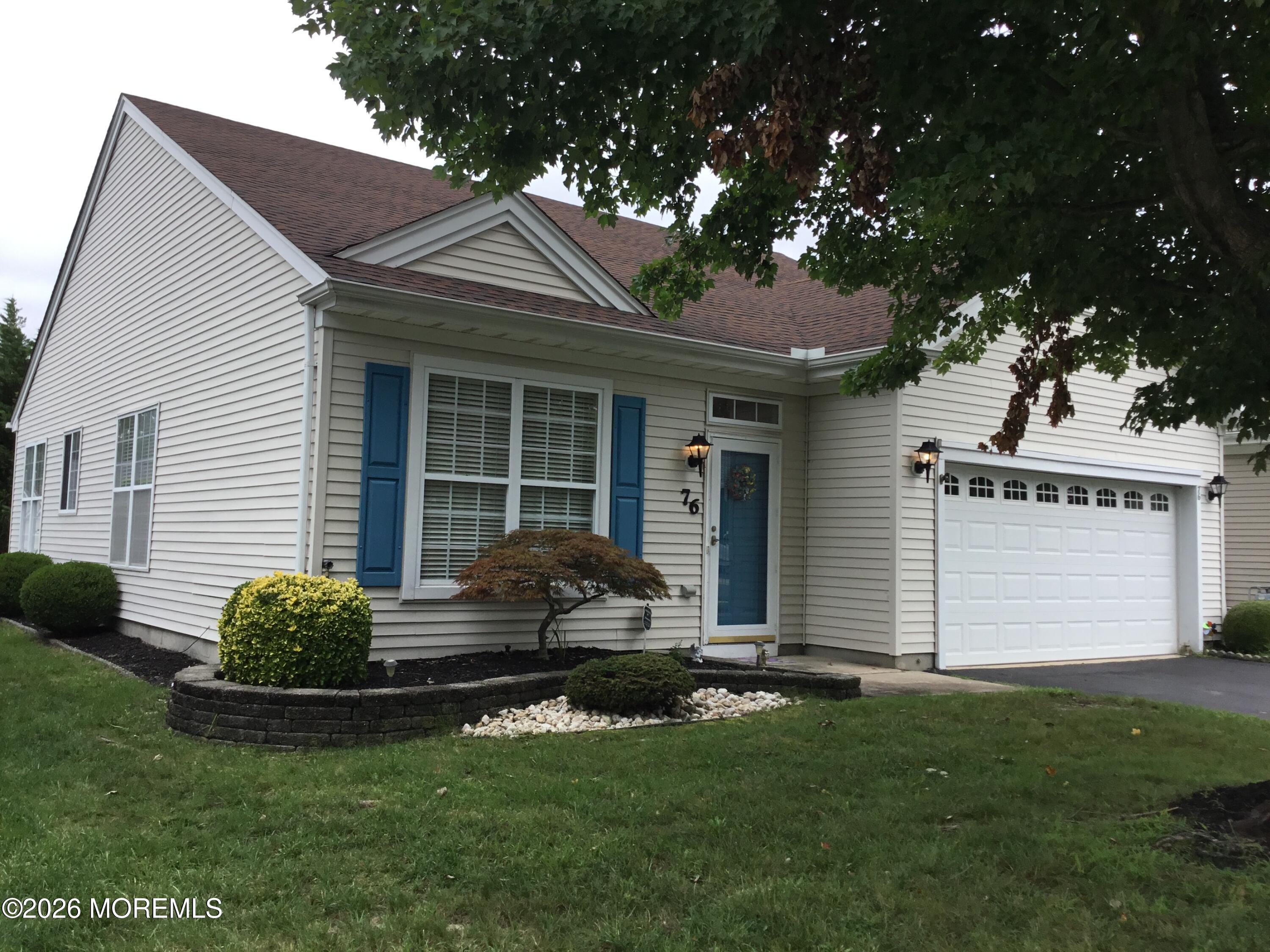 76 Robin Lane — photo