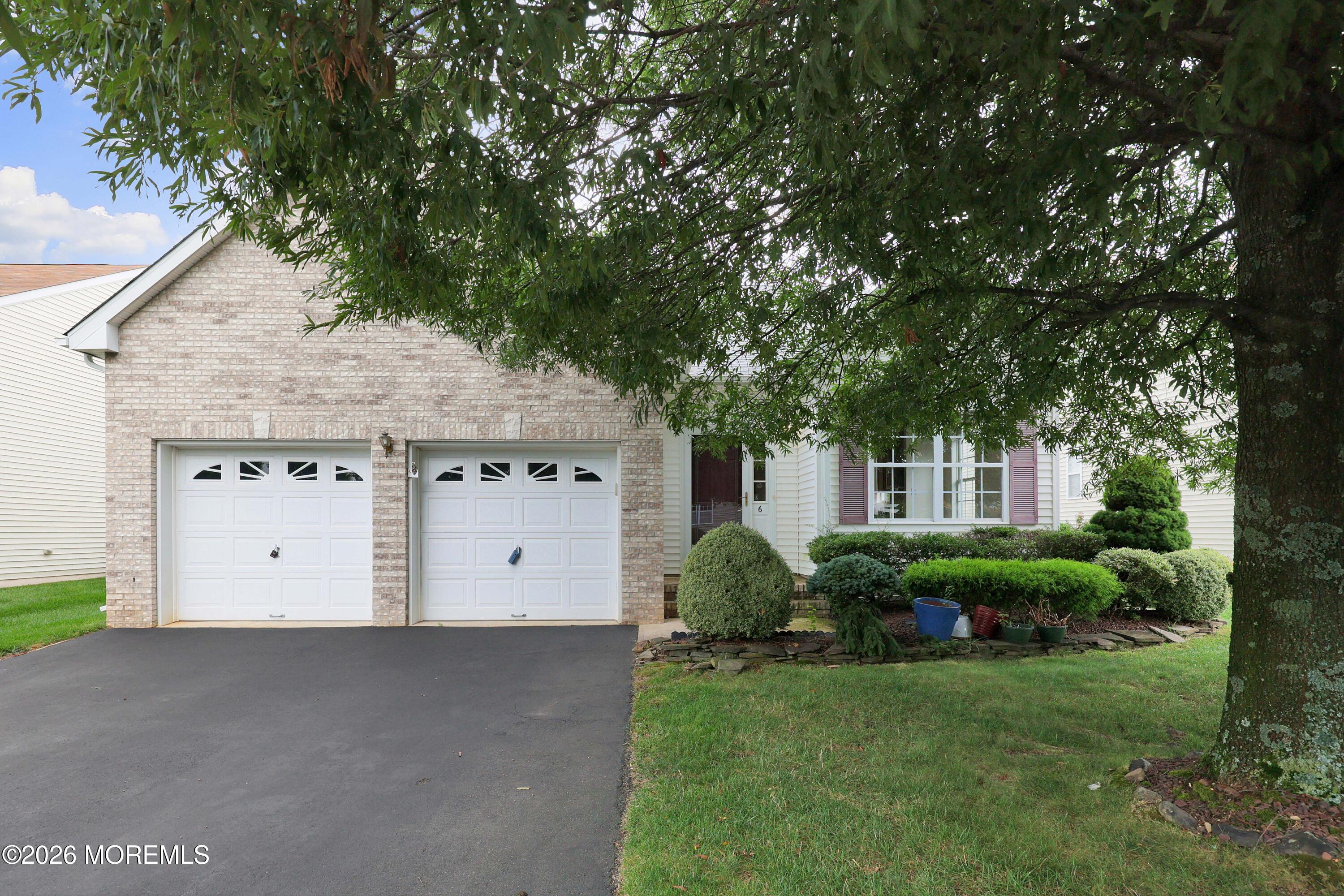 6 Silver Maple Lane — photo