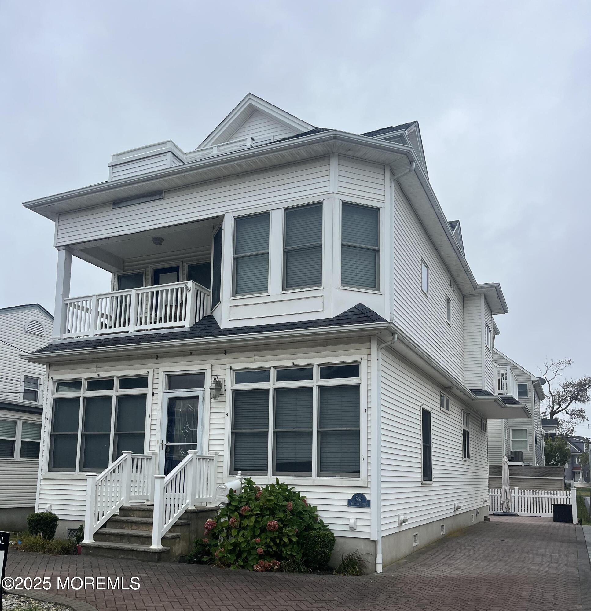 563 Whiting Avenue — photo