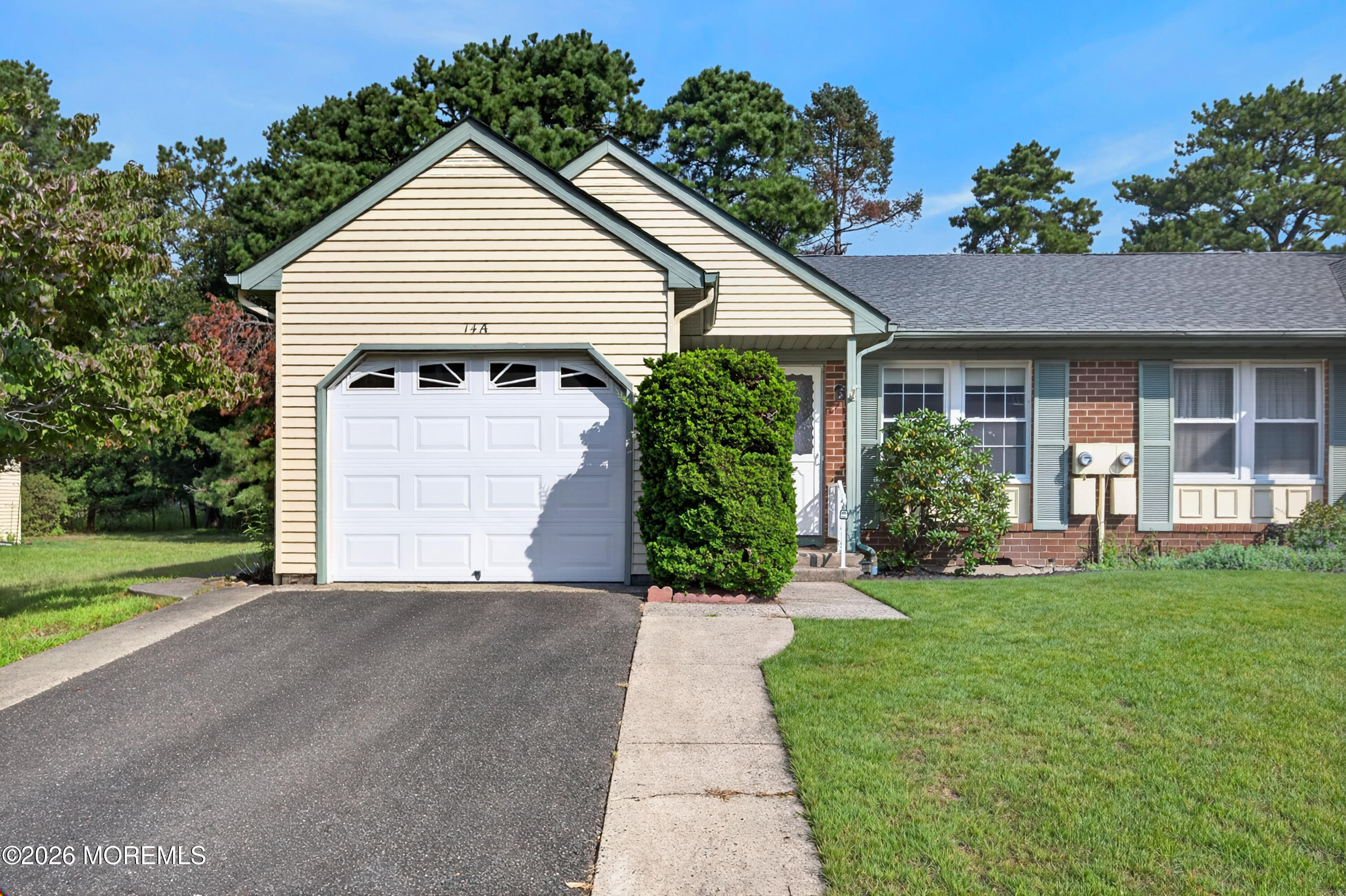 14A a Birchwood Drive — photo