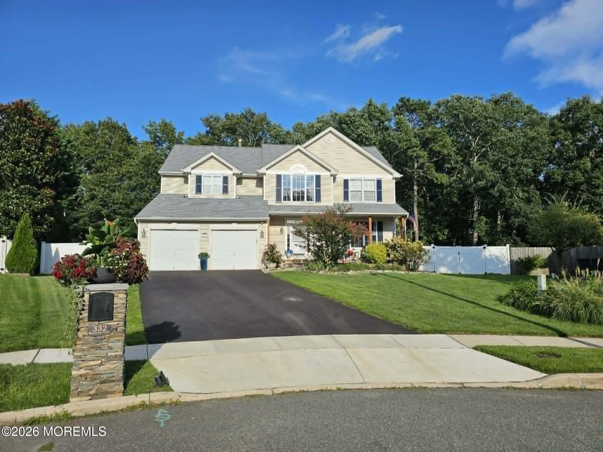 332 Bayberry — photo