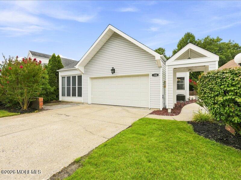 108 Longwood Drive — photo