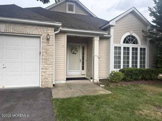 8 Llewellyn Court — photo