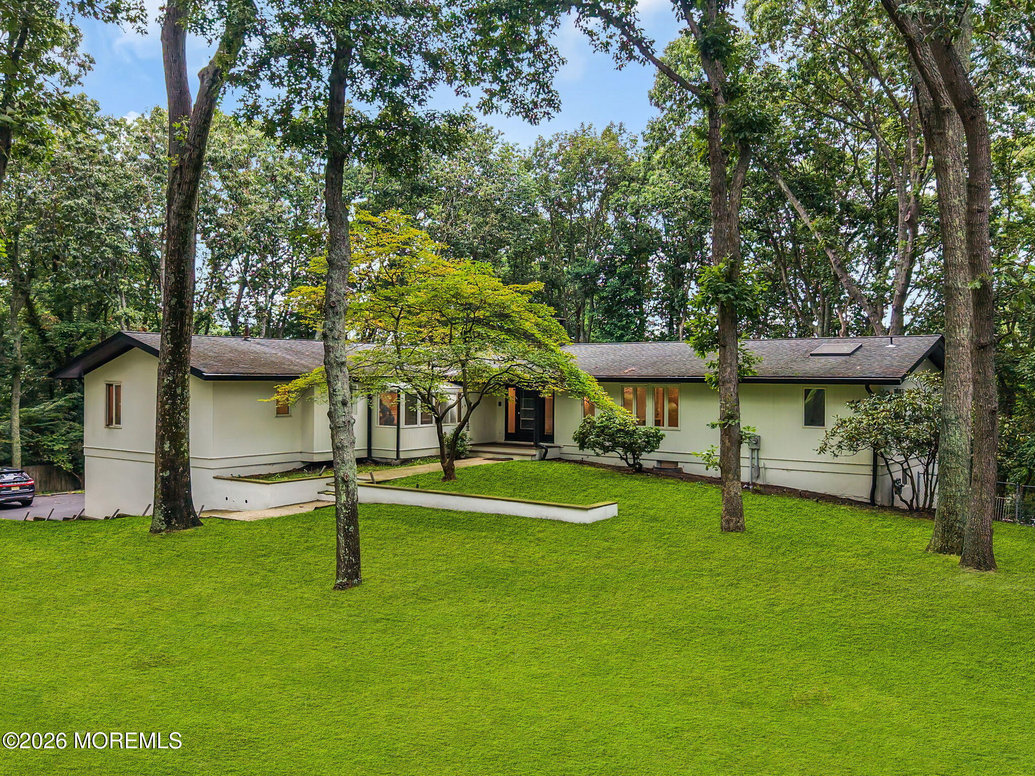 25 Mahoras Drive — photo